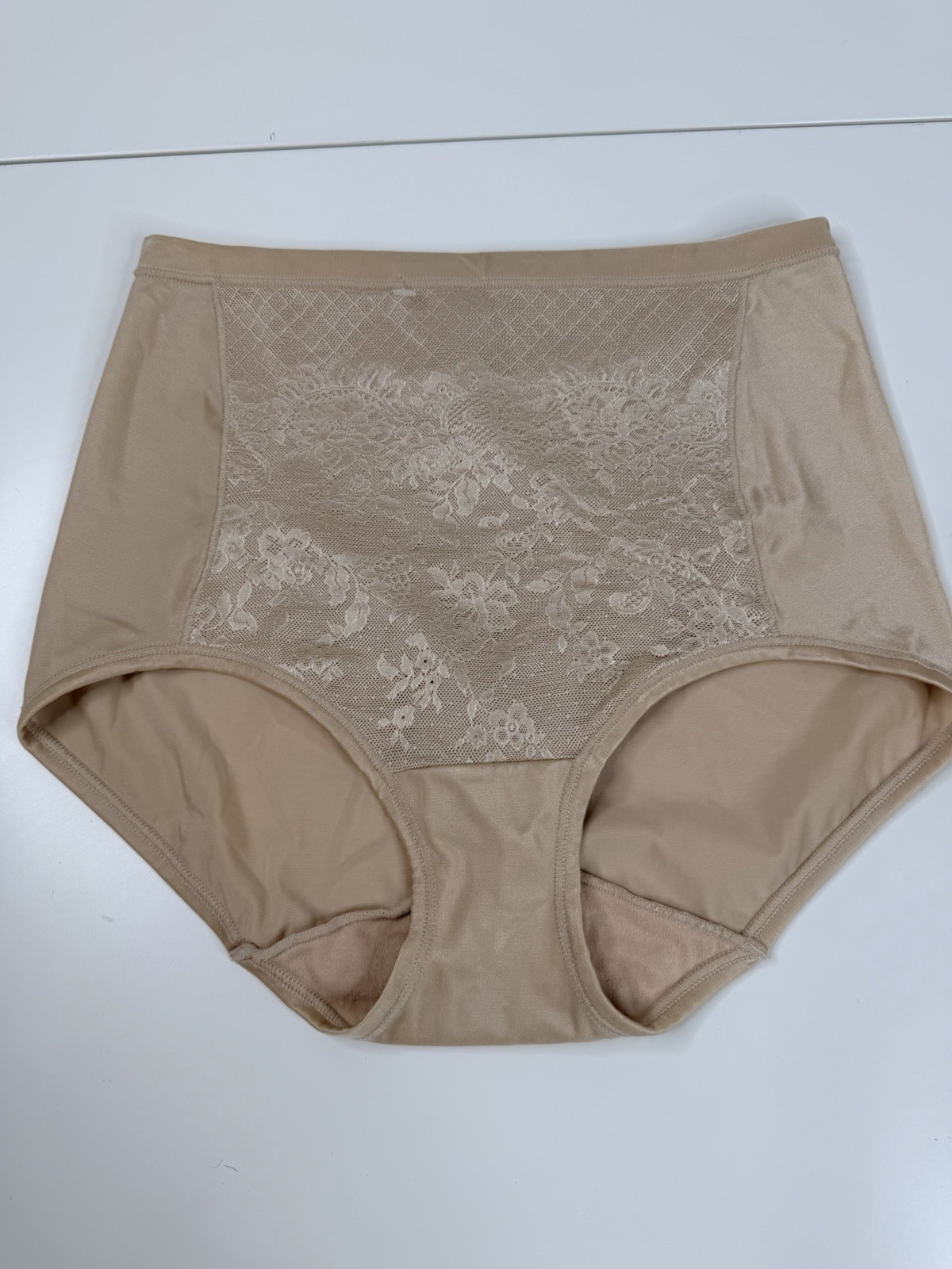Vanity Fair 13262 Smoothing Comfort Lace Brief Panty tan 7 Size L