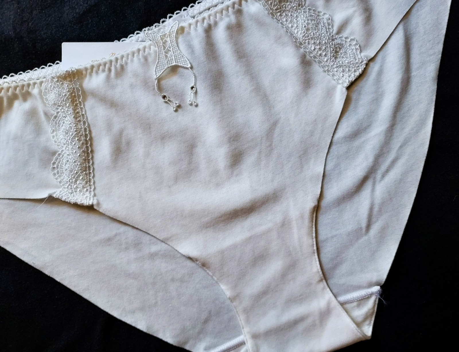 INTIMATE LINGERIE PANTIES WHITE PEARL – 5 / XL BRIEF FRENCH WHITE PEARL