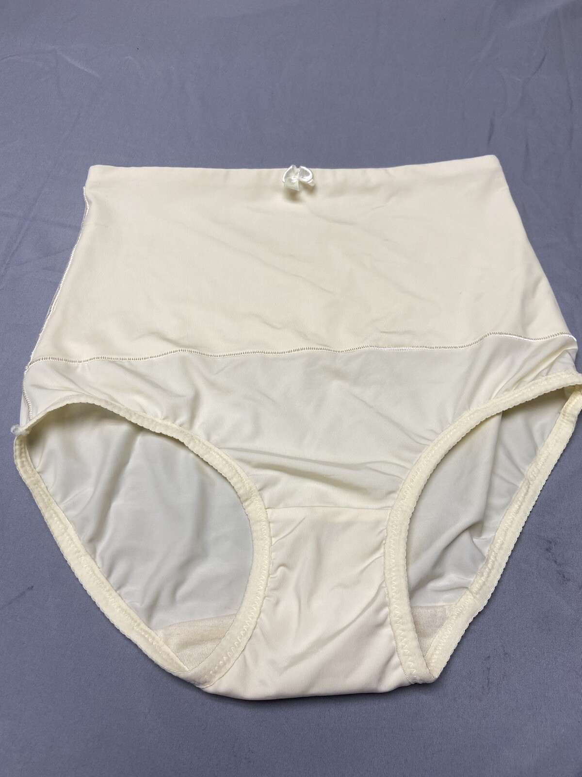 Carol Nior High Waist Body Shaper Panties Underwear Pale Yellow XL NWOT