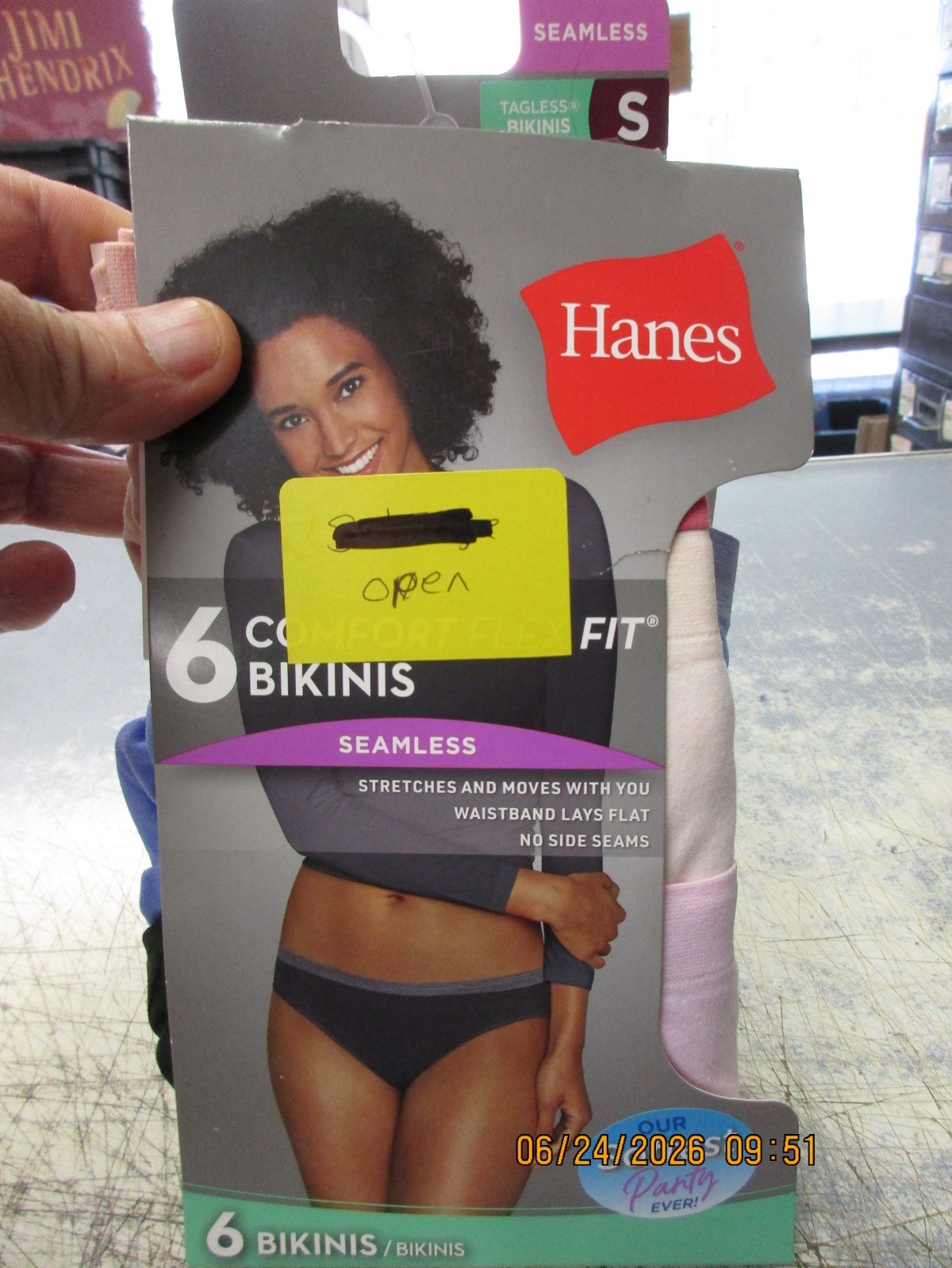 NWT HANES 6 PC COMFORT FLEX FIT SEAMLESS BIKINI UNDERWEAR PANTIES Size Small