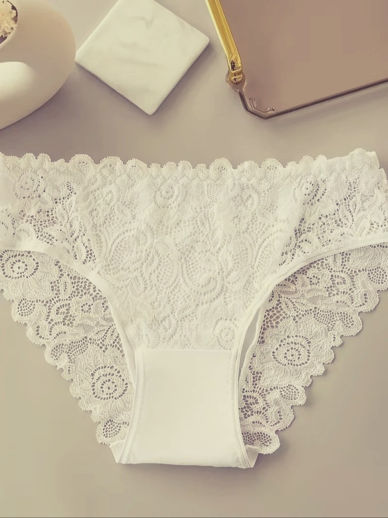 LADIES – BRIEFS TWO VINTAGE CREAM SATIN LUXURY IN LACE UK 12/14