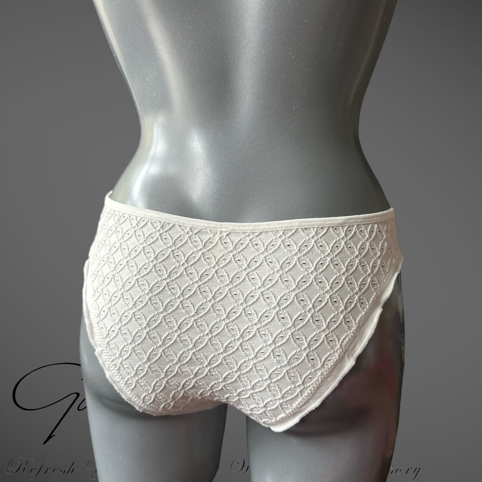 By Anthropologie Seamless Eyelet Low-Rise Briefs Panties Pack of 1 Size XXS/XS
