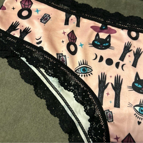 Morvia 3pk lace trim goth Emo Punk panties L skull Moon, Cats, Bats Lingerie 2X