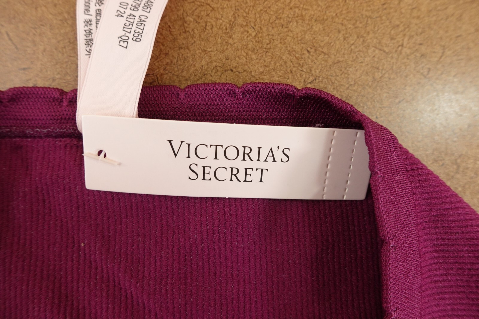 Victorias Secret Womens Size Medium Plum Seamless High-Leg Brief Panty NWT
