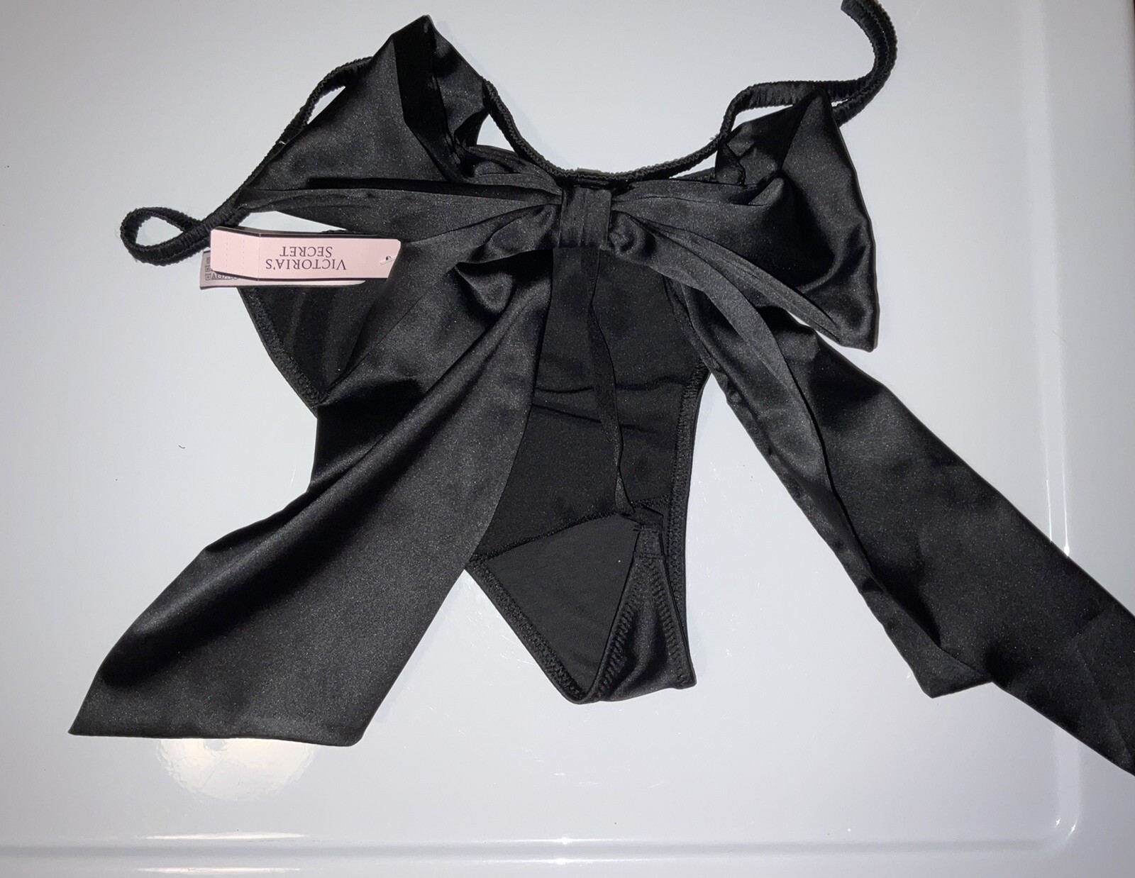 NWT Victoria Secret DREAM ANGELS Satin Bow V-String Panty Medium Med Christmas