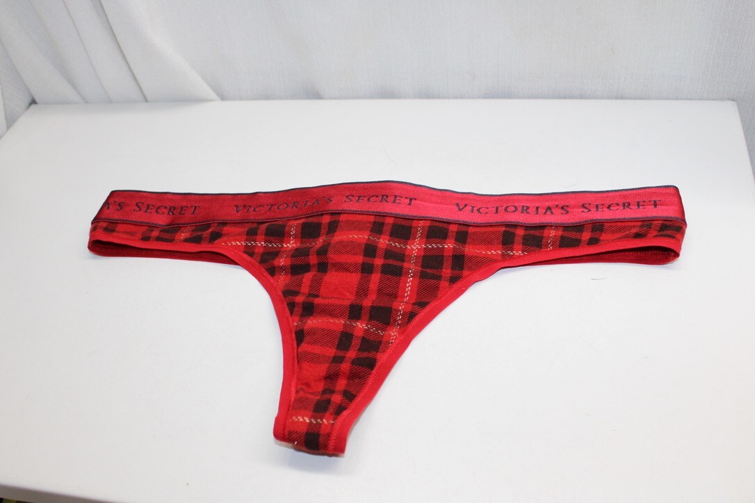 MED Red GOLD Glitter Plaid V-String LOGO Victorias Secret Thong Holiday Pantie