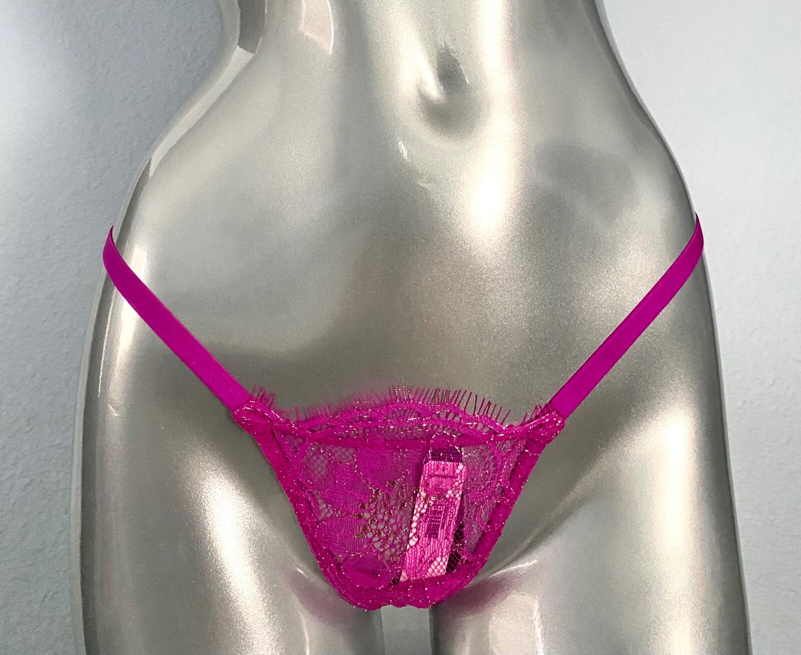 Victoria’s Secret Itty Bitty V String Panty Low Rise Fuchsia Shimmer Lace XL