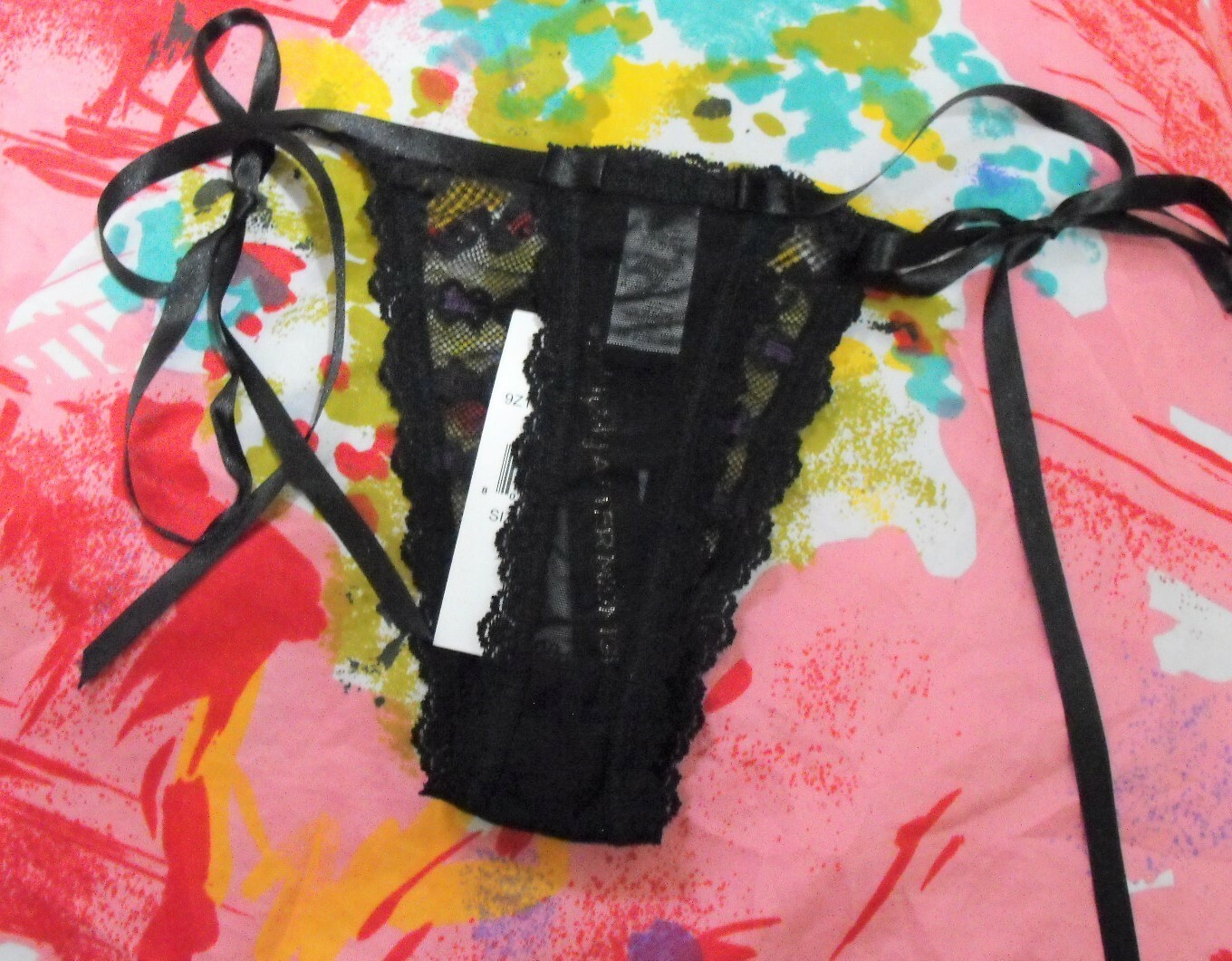 NEW HANKY PANKY 9Z1654 AFTER MIDNIGHT SIDE TIE RIBBON ACCENT LACE THONG PANTY OS