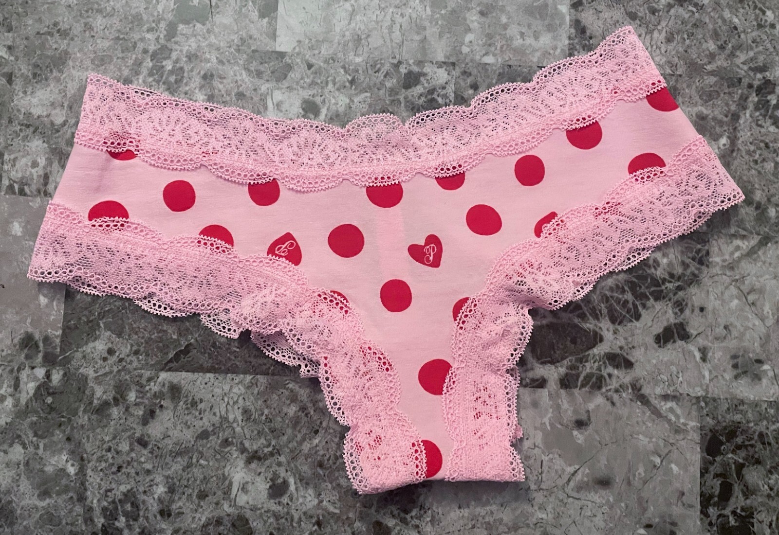 NWT VICTORIA’S SECRET PINK RED POLKA DOT HEART LOGO LACE CHEEKSTER PANTIES