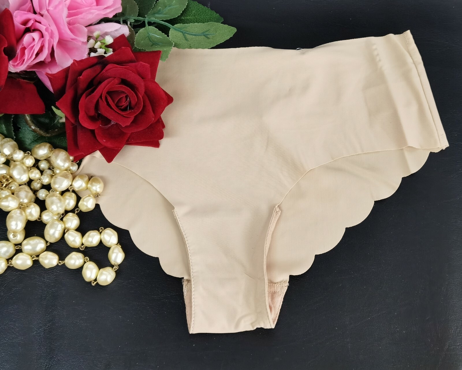 Marlon Microfiber Laser Cut Knickers NO VPL SeamLess Skin Size 18 EU46 (B1J105)