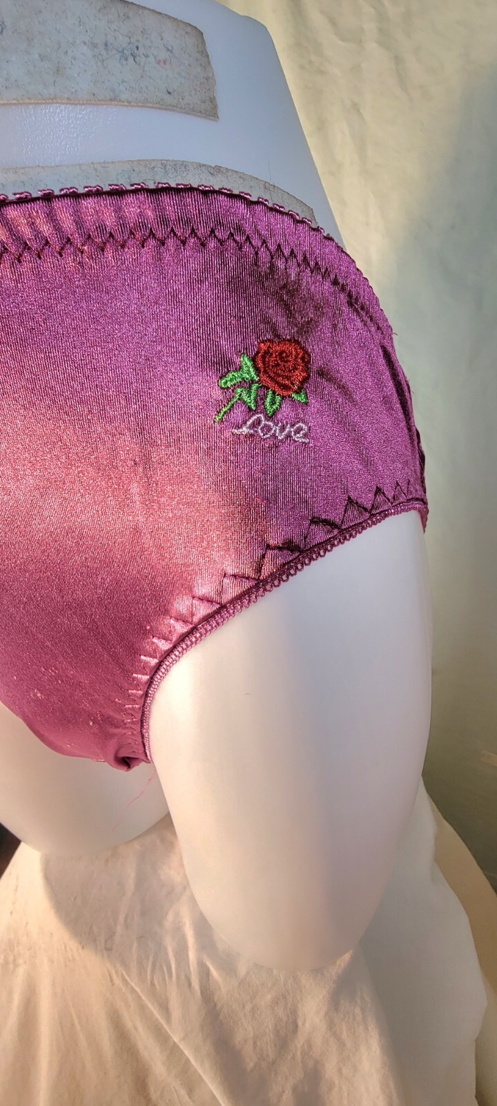 New Rose Colored Grace Brief Sz 7 Panty