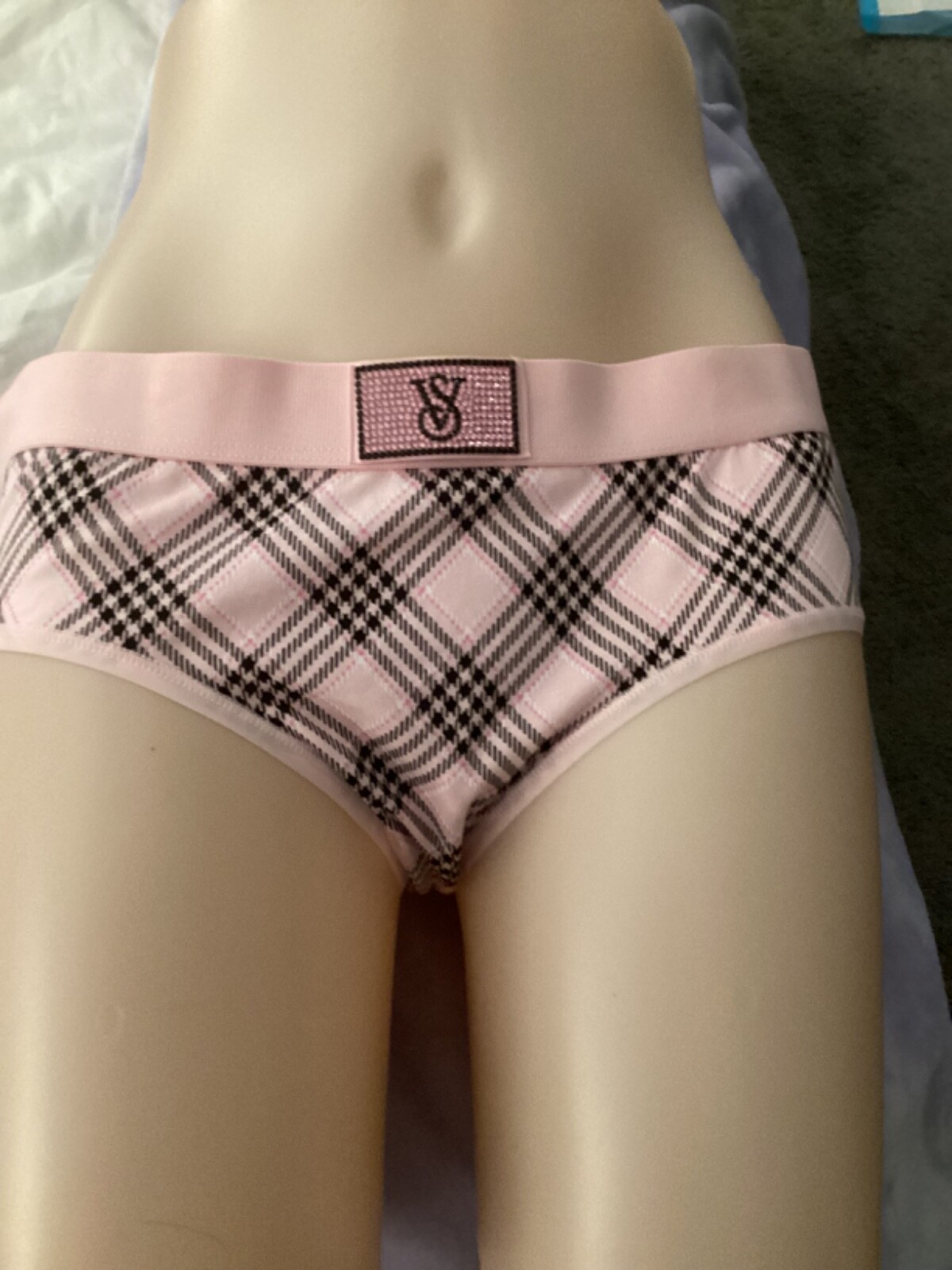 VICTORIA’S SECRET SHINE PATCH HIPHUGGER PANTY STRAP BLING LOGO LARGE ( EF319)