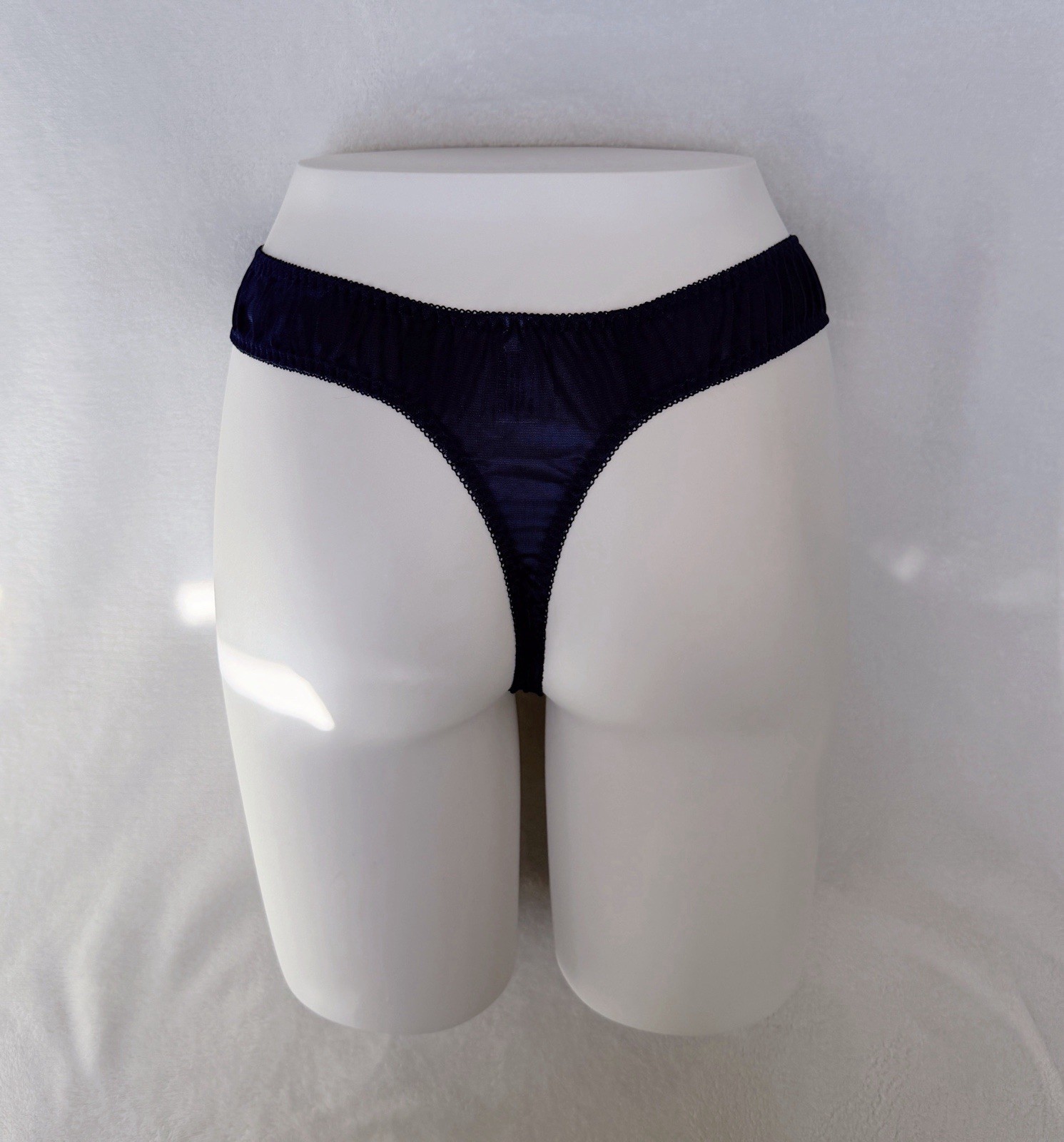 Set Of 2! US-M/JP-3L Japanese Floral Embroidered Smooth Nylon Thong Panties NWT