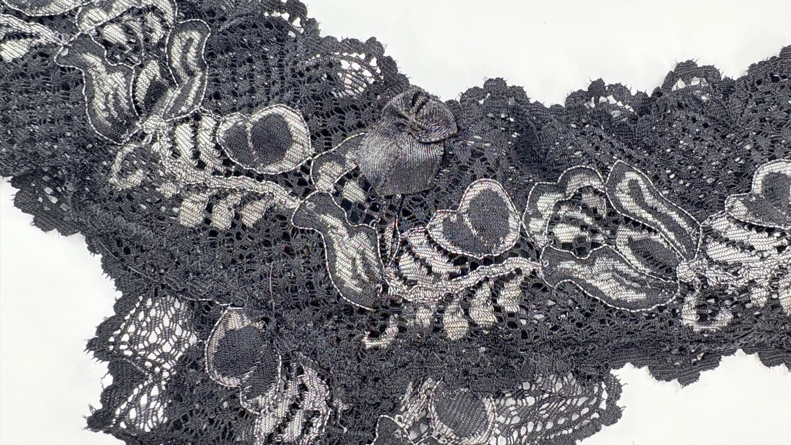 NIB Blk. Lace Women’s M/L Thong Panties Underwear~Crotchless, Stretch, Soft Lace