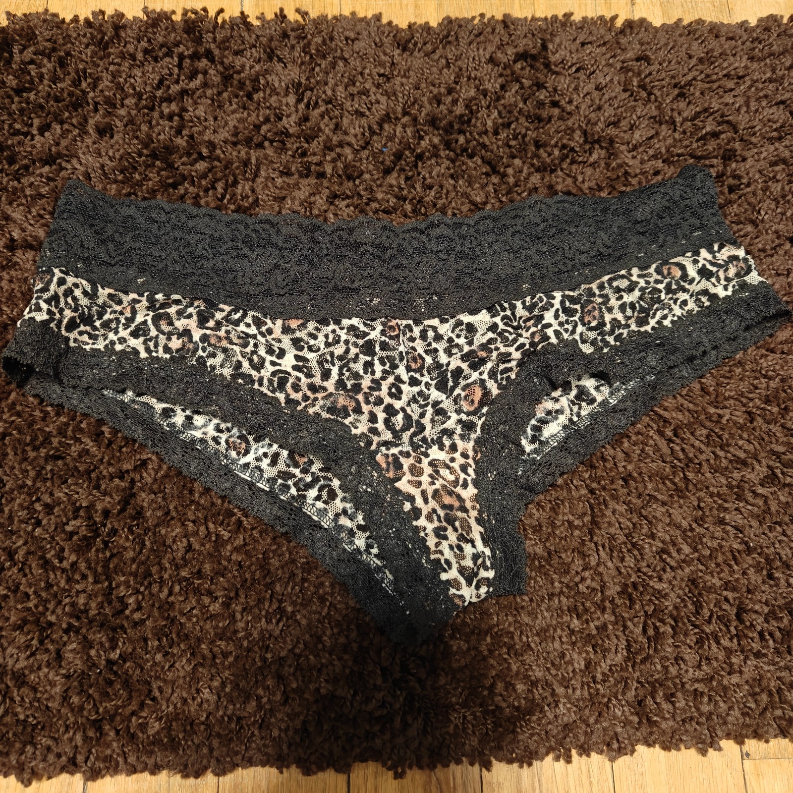 Victorias Secret The Lacie Cheeky Panties Medium Leopard Animal print
