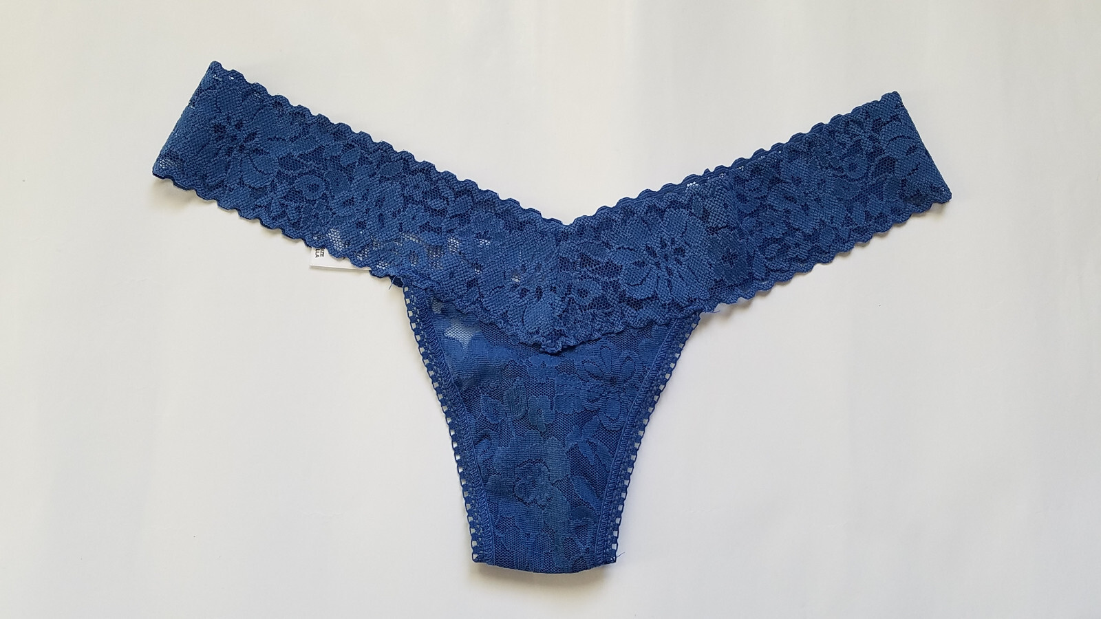 NWOT Hanky Panky Daily Lace Low Rise Thong, Storm Cloud Blue, One Size
