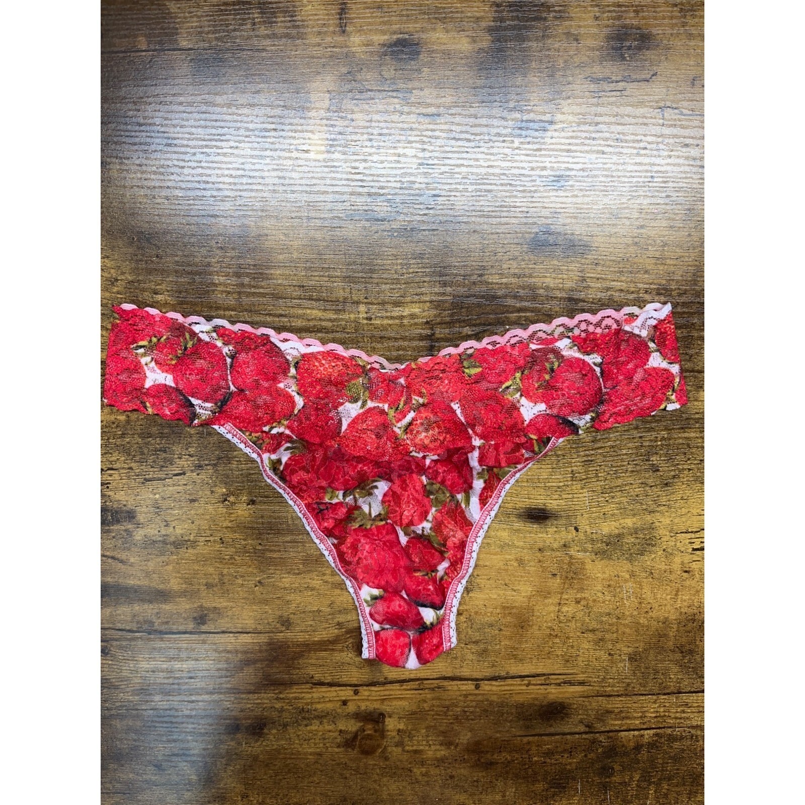 Hanky Panky Womens Thong Panties OS Strawberries