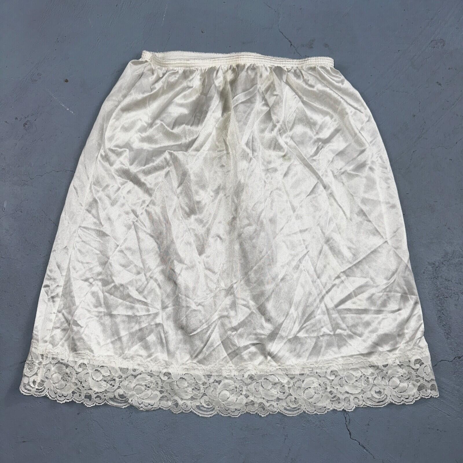 Short Women Slip Skirt Lace Hem Elastic Waist White Small VTG Lingerie Bridal