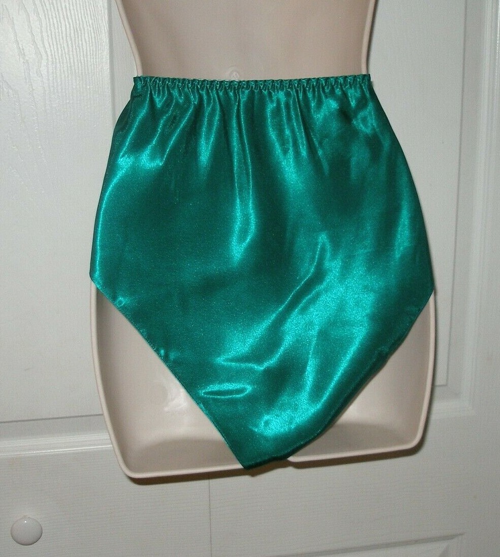 Victoria’s Secret Women’s Vintage Teal Green Medium Sleepwear Set Top & Panties