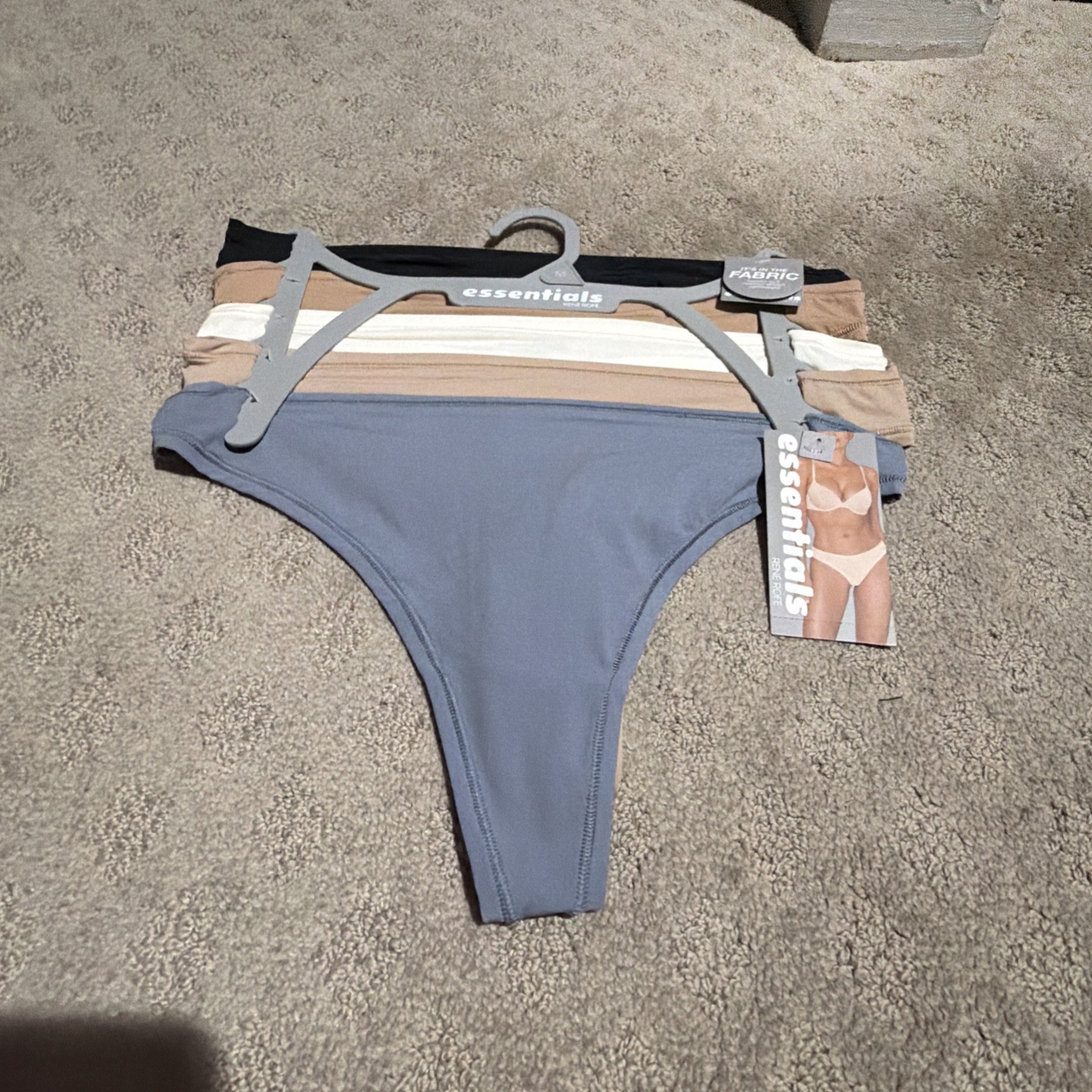 Essentials By Rene Rofe 5pk Multicolor Flexible Fit Thongs. Sz M. NWT!