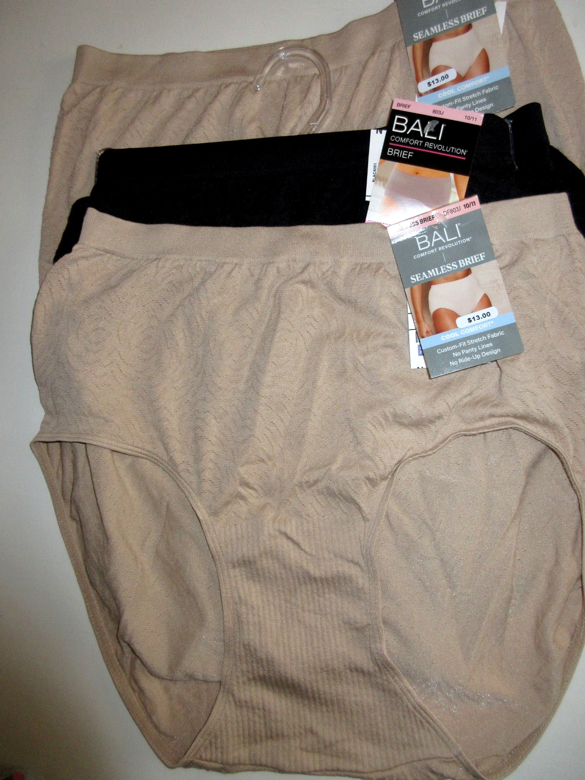 Bali 3-Pair Comfort Revolution BRIEF Panties 803J no lines Beige/Black ~ 10/11