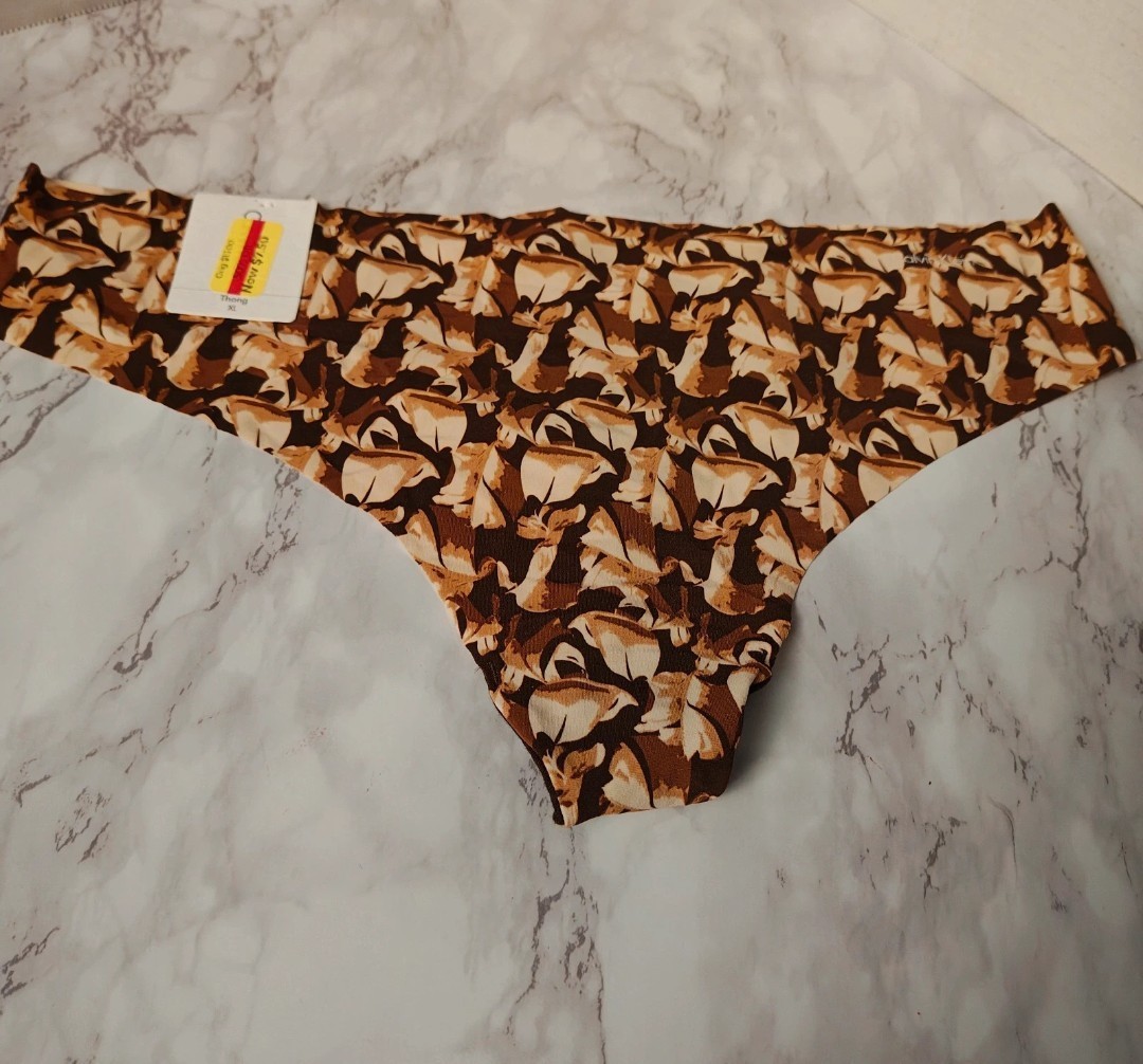 Calvin Klein XL thong panties #0695