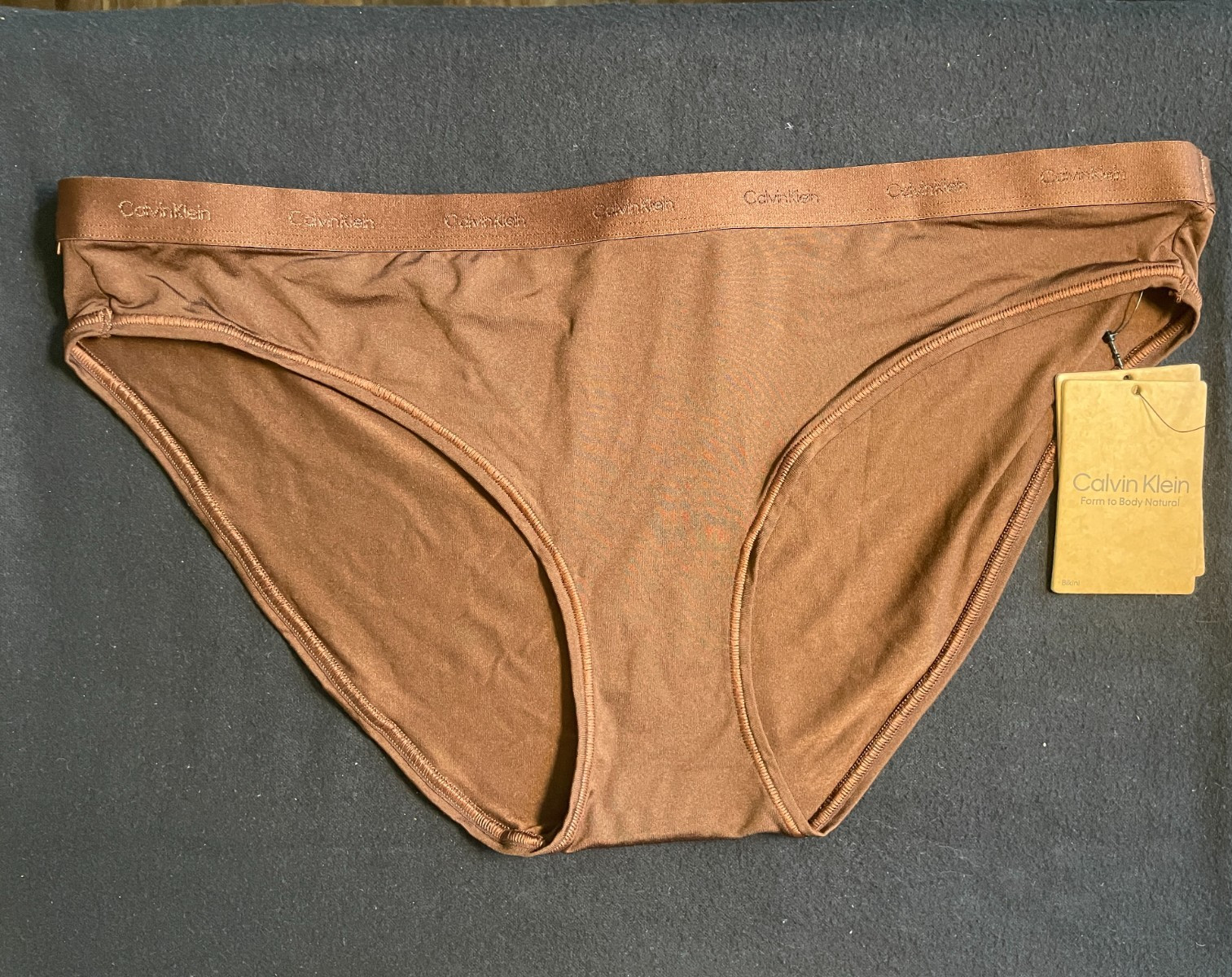 CALVIN KLEIN SZ L Brown Form To Body Natural Sandalwood Hipster Panty QF6761-201