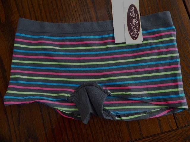 NWT JENNI NYLON POLY SPANDEX BOYSHORT PANTIES GRAY heather rainbow stripe M