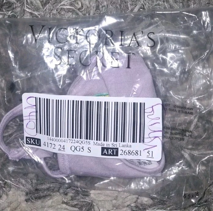 NeW Embroidered Fruity Logo cotton V-string Panty Size small Lavender