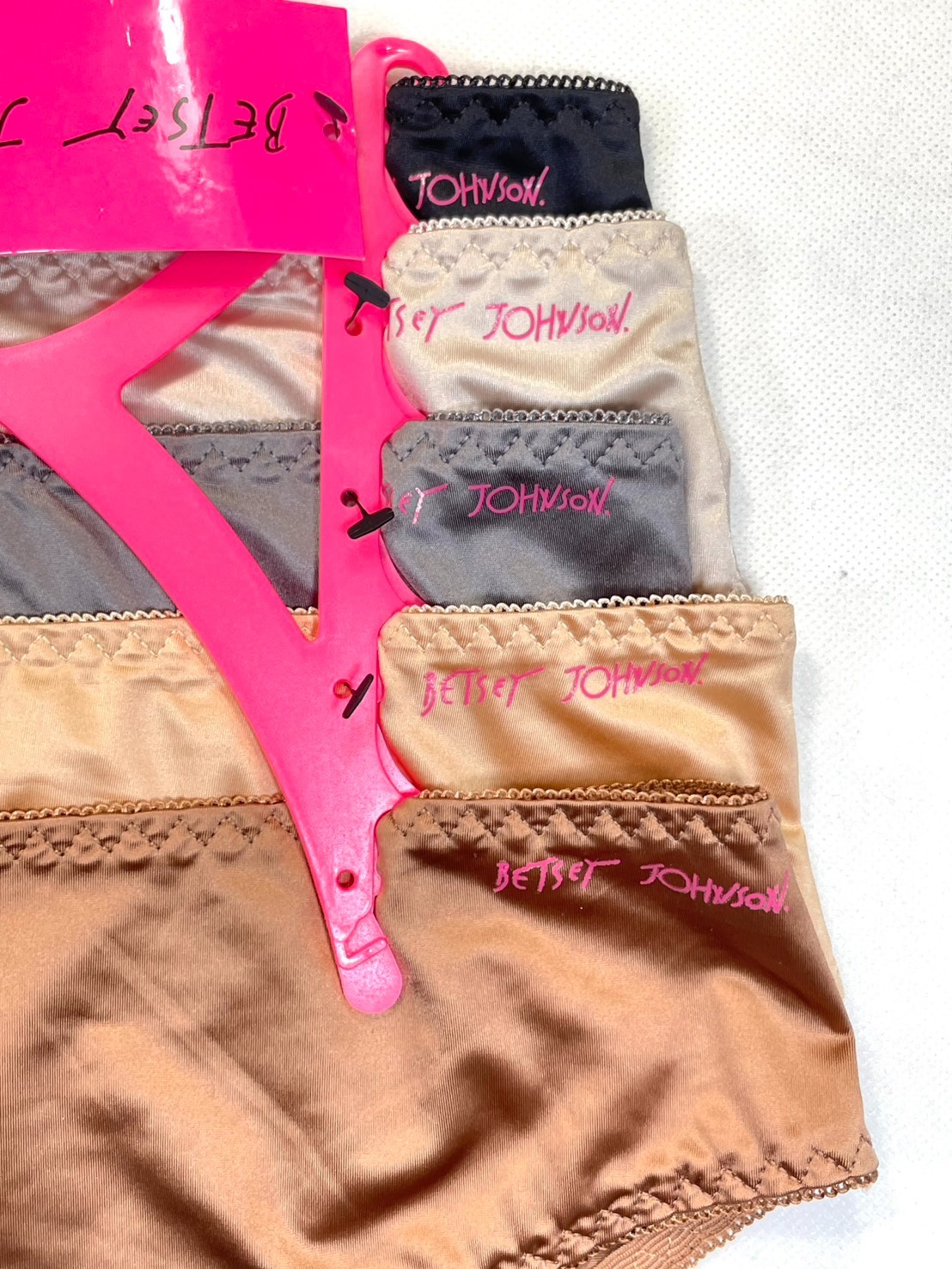 NWT 5-Pack Betsey Johnson Women’s L Hi-Leg Bikini Underwear LCP5-BJ38 Assorted