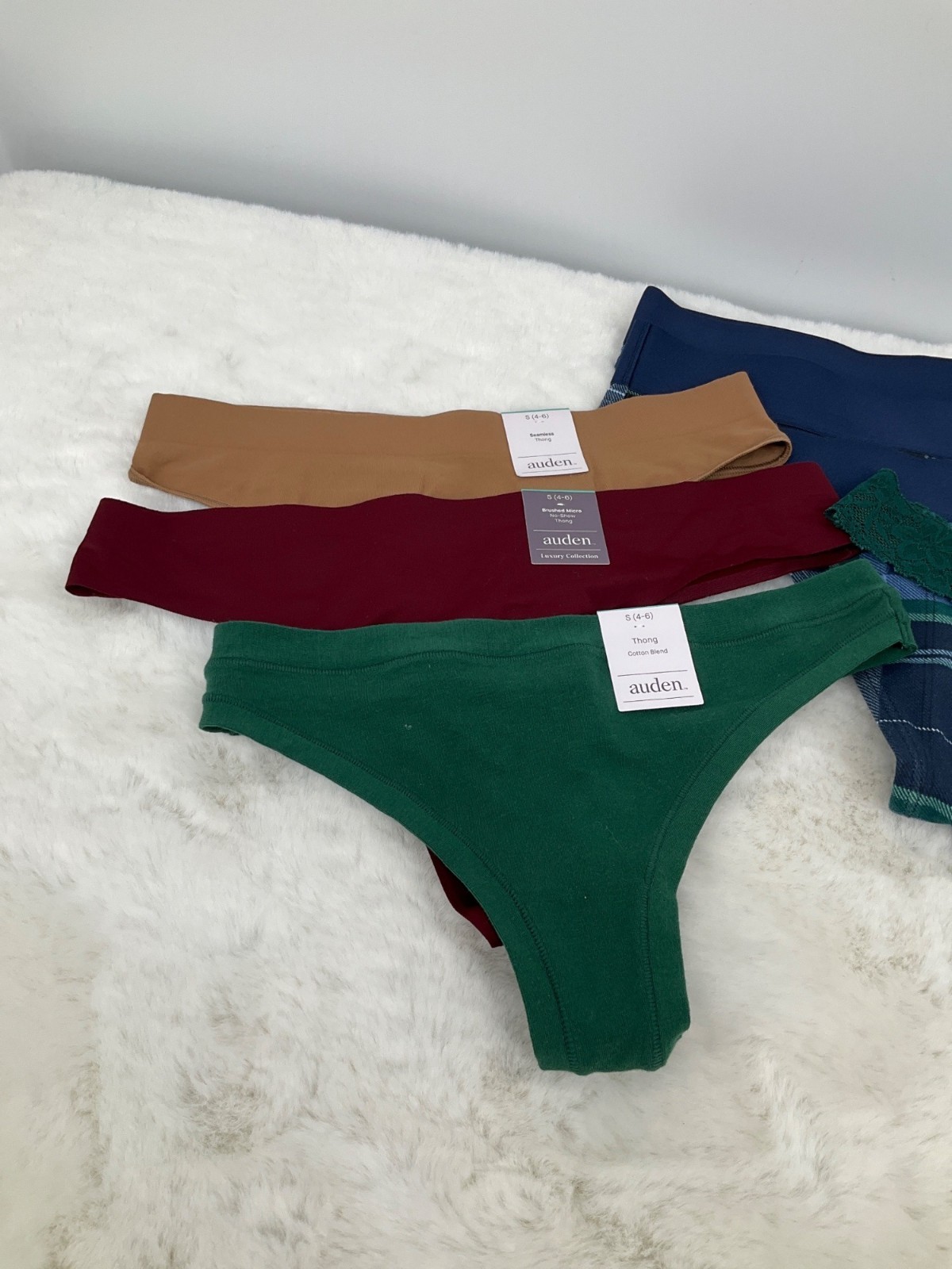 Auden 7-pair size Small 4-6 Thong Panty Seamless, Cotton, Lace NEW