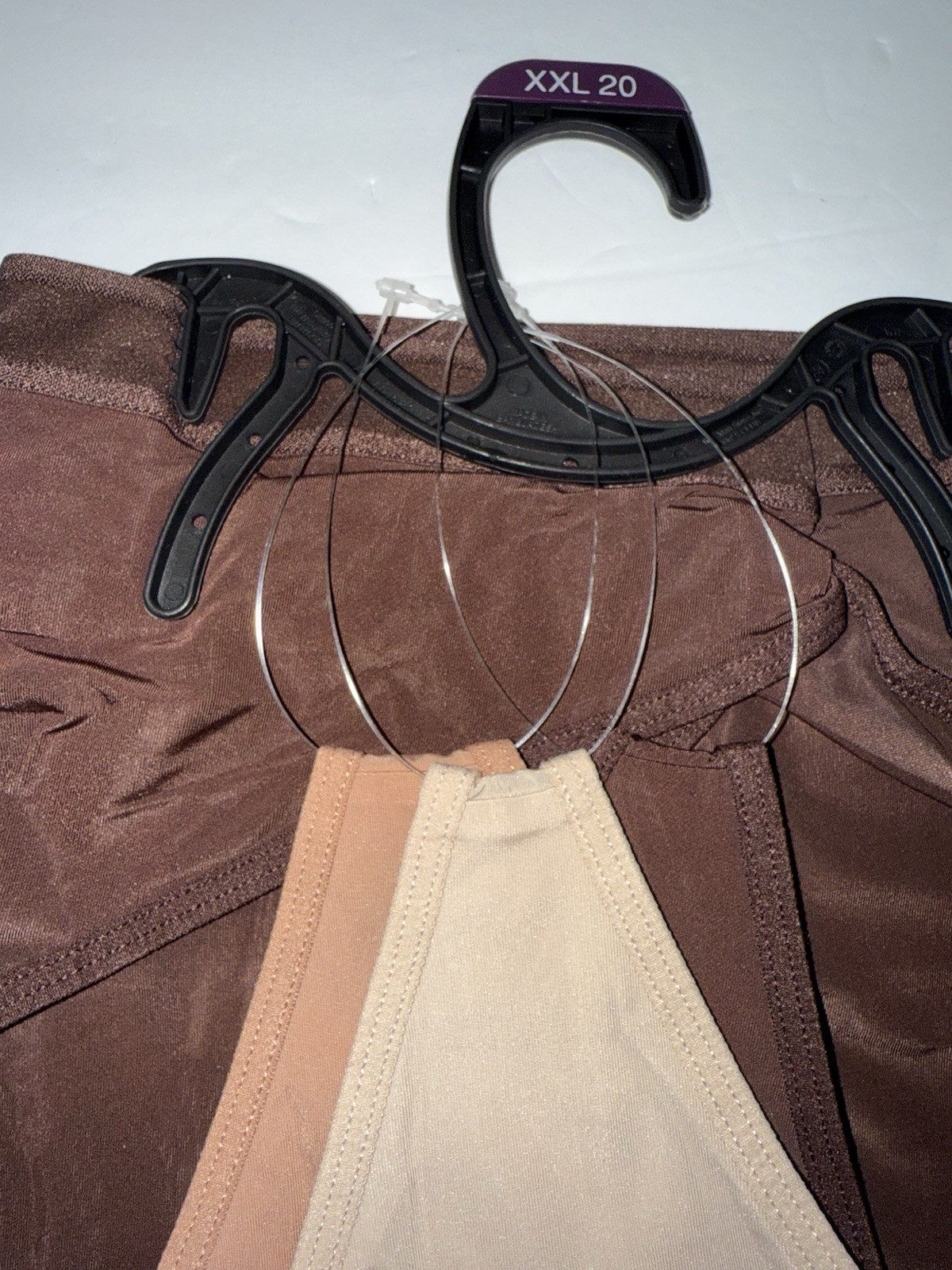Women’s Joyspun 3 Pack Thongs Brown, Tan, Cream Size XXL (20)