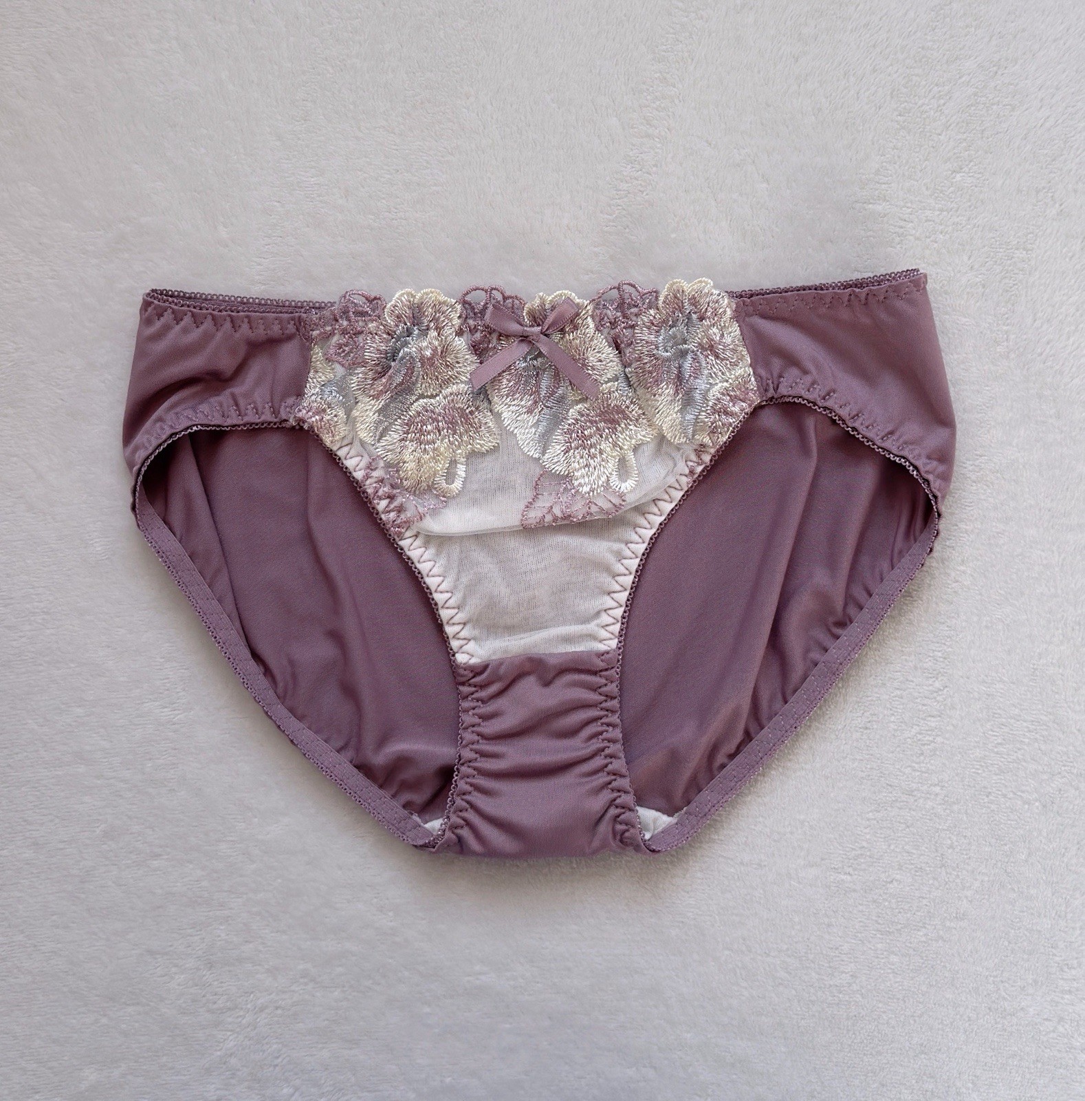 Set Of 3! US-M/JP-LL Japanese Brand Cute Embroidery Smooth Nylon Panties Girls