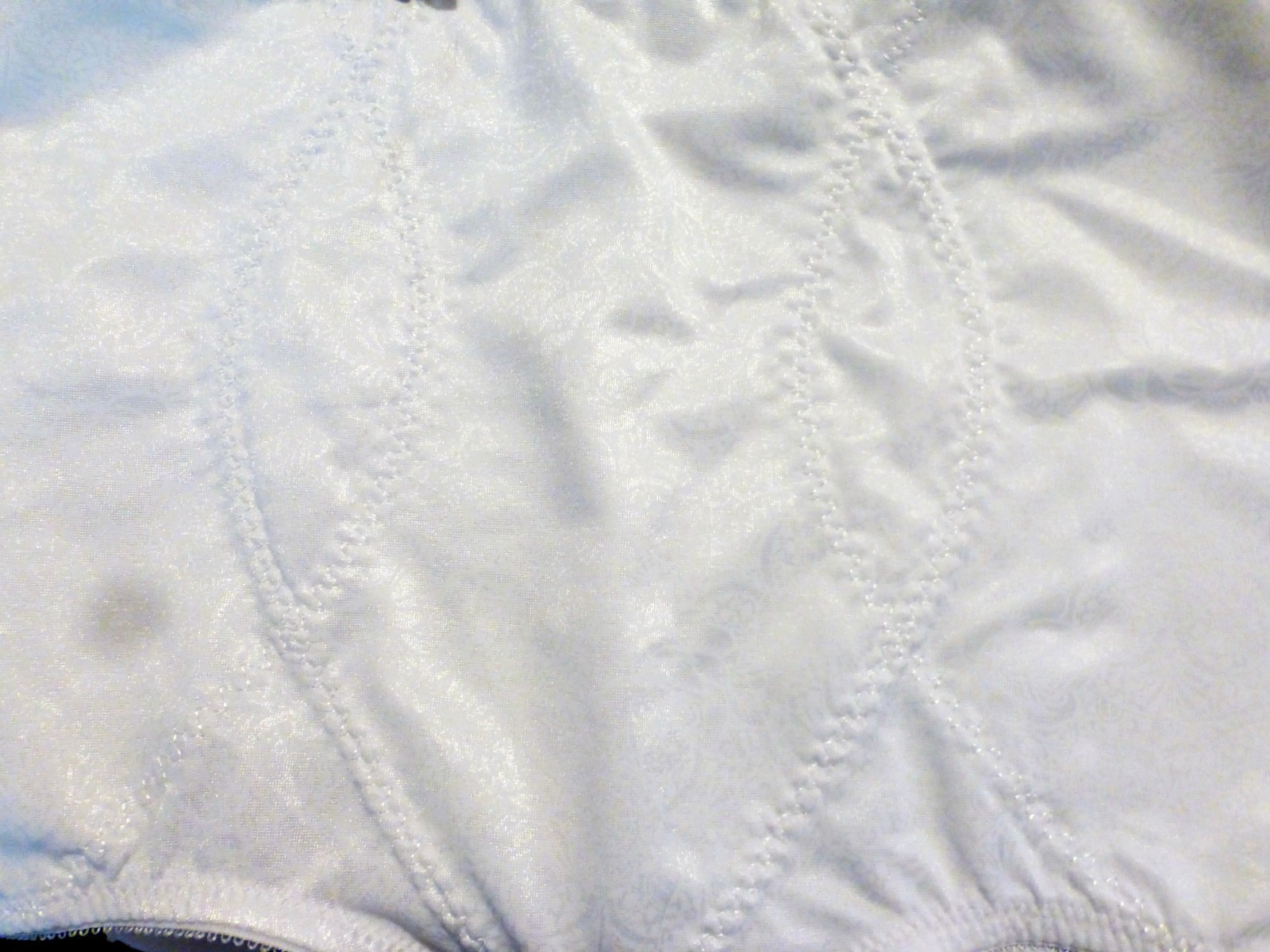 SEXY!!! BALI VINTAGE SLIPPERY SILKY SATINY JACQUARD FIRM CONTROL PANTIES XL NWT