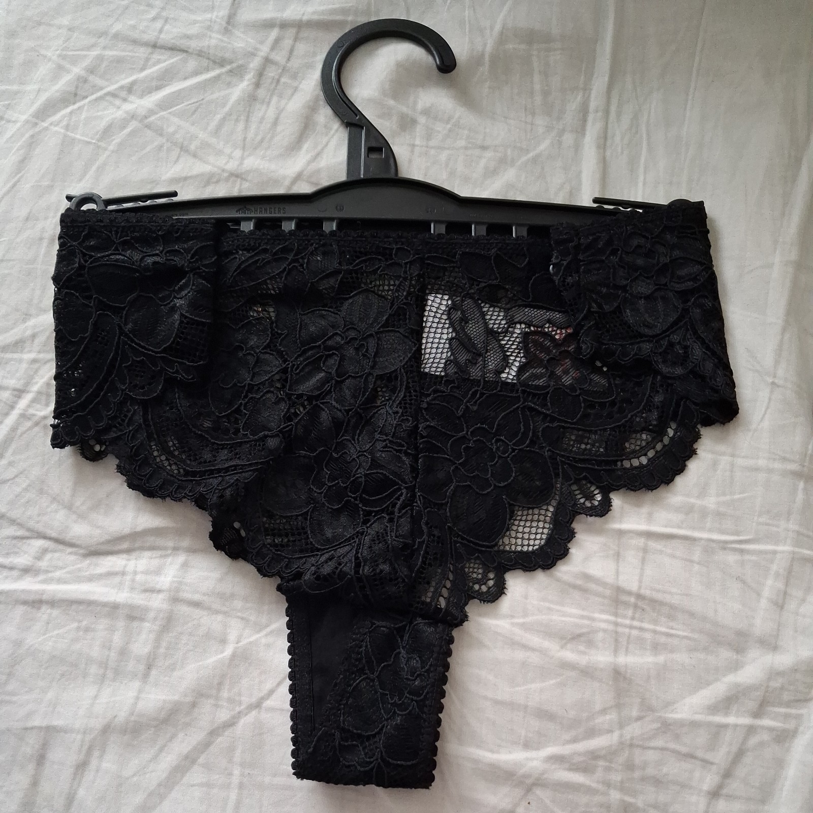 Peacocks Black Brazillian lace Knickers. Size 6-8