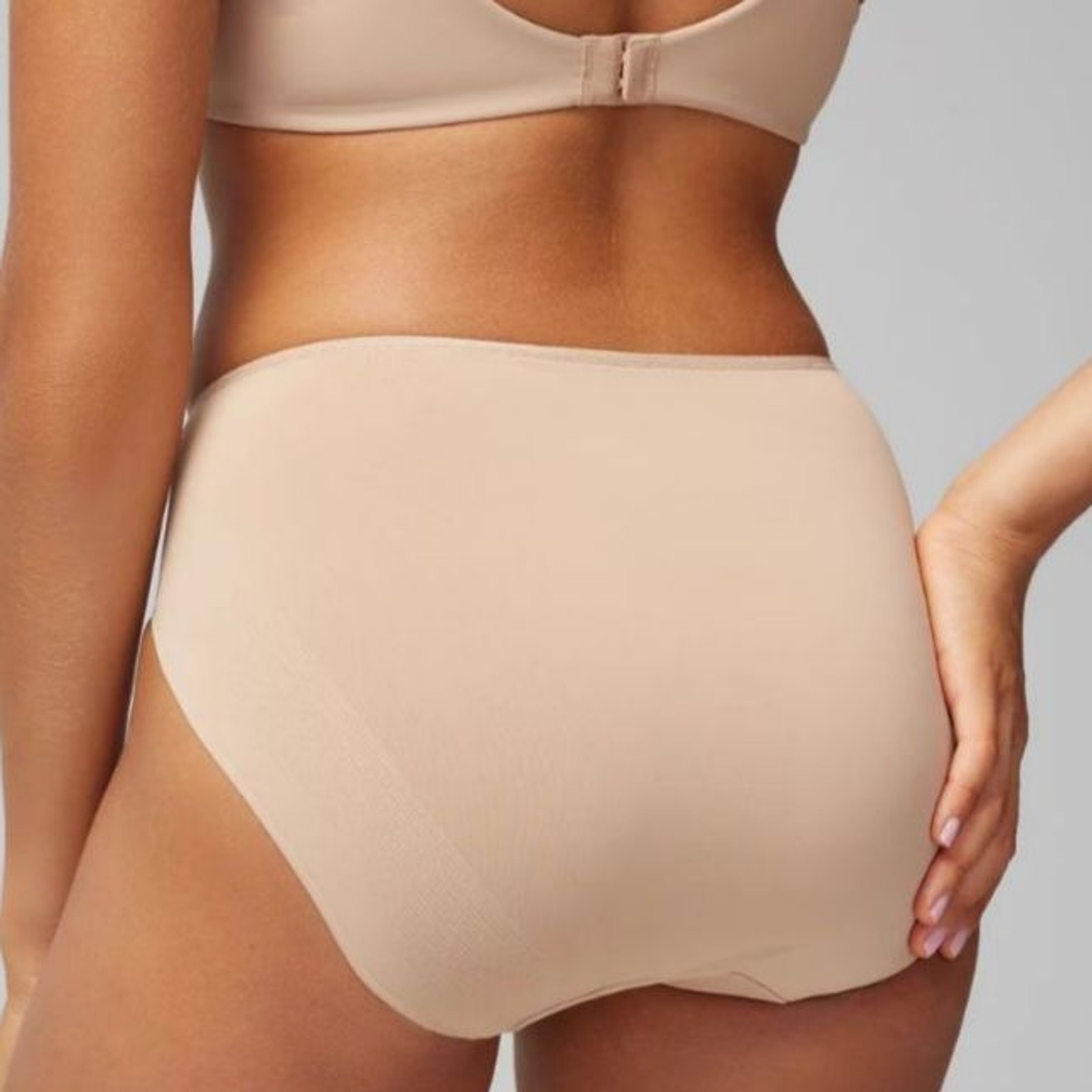 Soma Vanishing Tummy High Waist Brief Panty XXL Pale Sand Grip Silicone NWT
