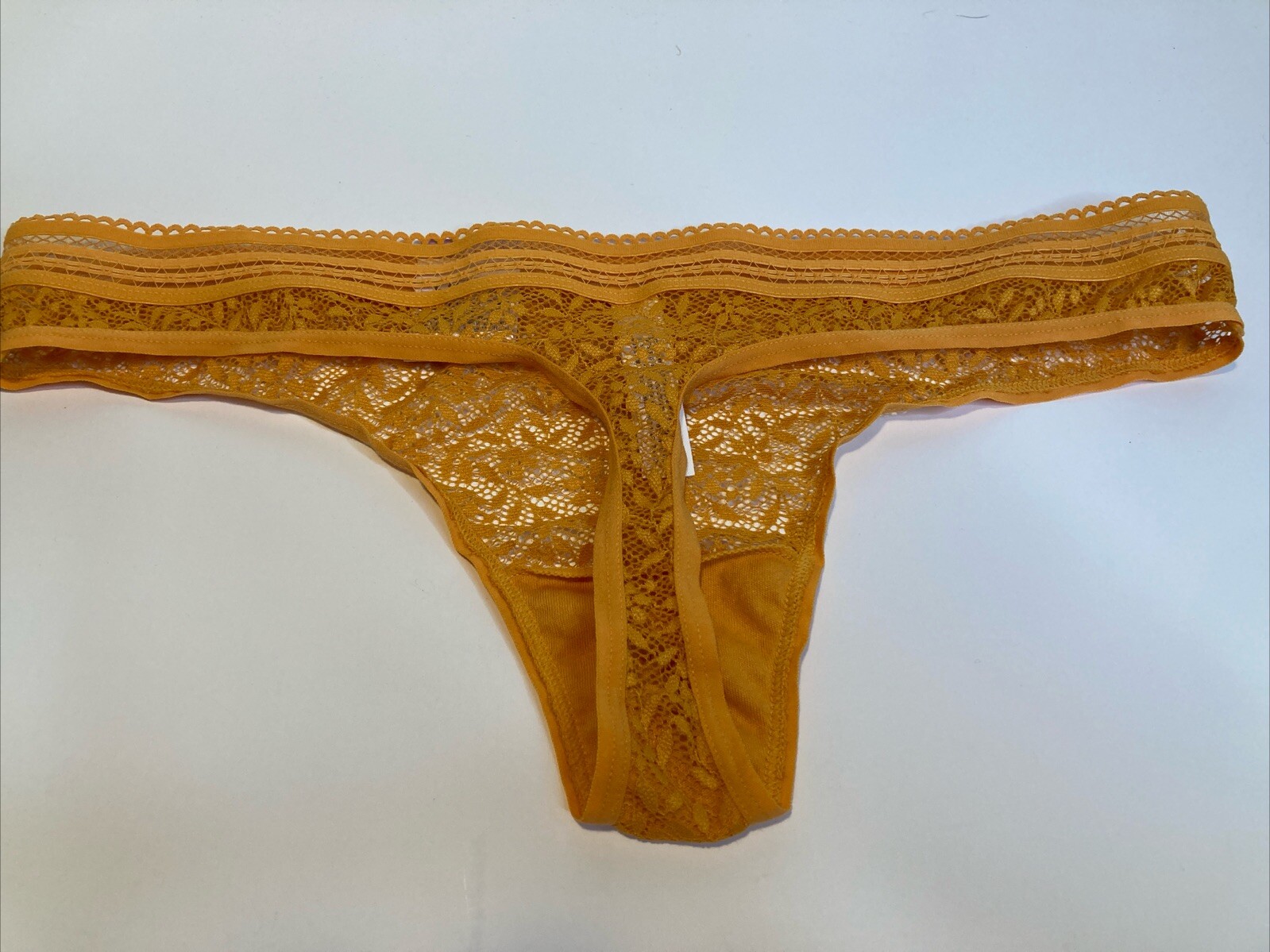 Auden Womens All Over Lace Thong Size L Mesh Waistband Gold Panties