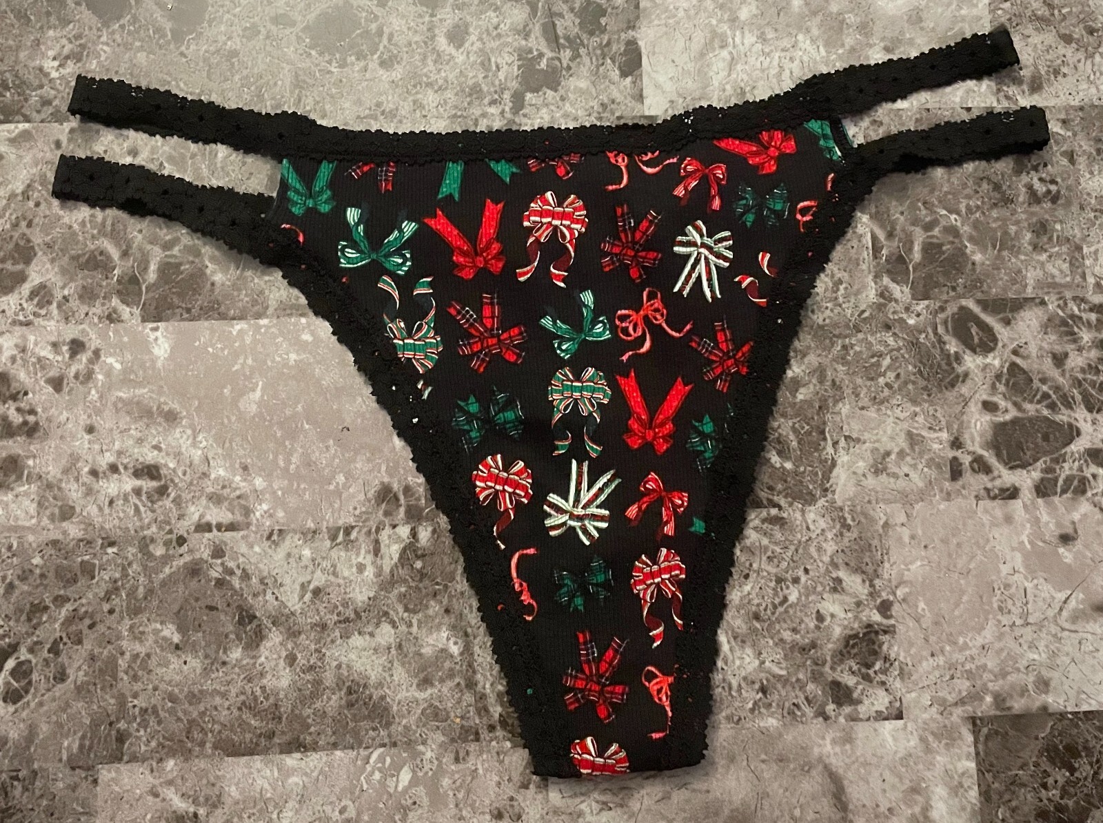 VICTORIA’S SECRET PINK XL HOLIDAY BOW RIB KNIT LACE DOUBLE STRAPPY THONG PANTIES