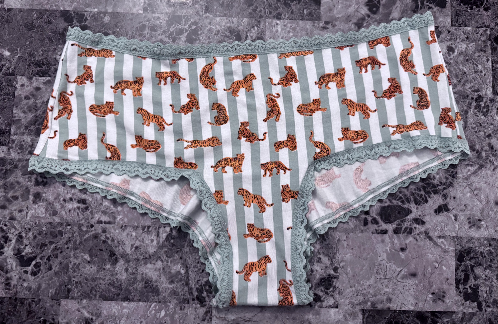 NWOT VICTORIA’S SECRET XXL TIGER GREEN STRIPE LACE TRIM CHEEKY PANTIES