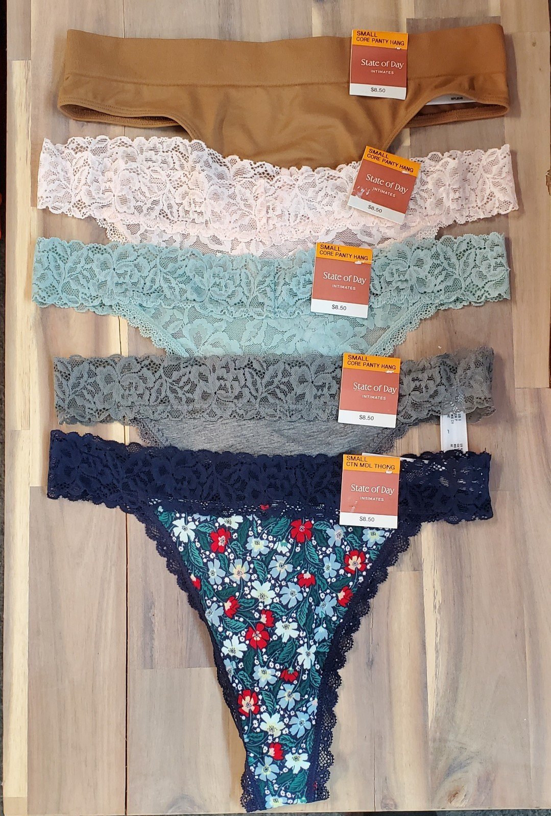5 Women’s Thong Panties State of Day Lace and Cotton With Lace Trim Size Small