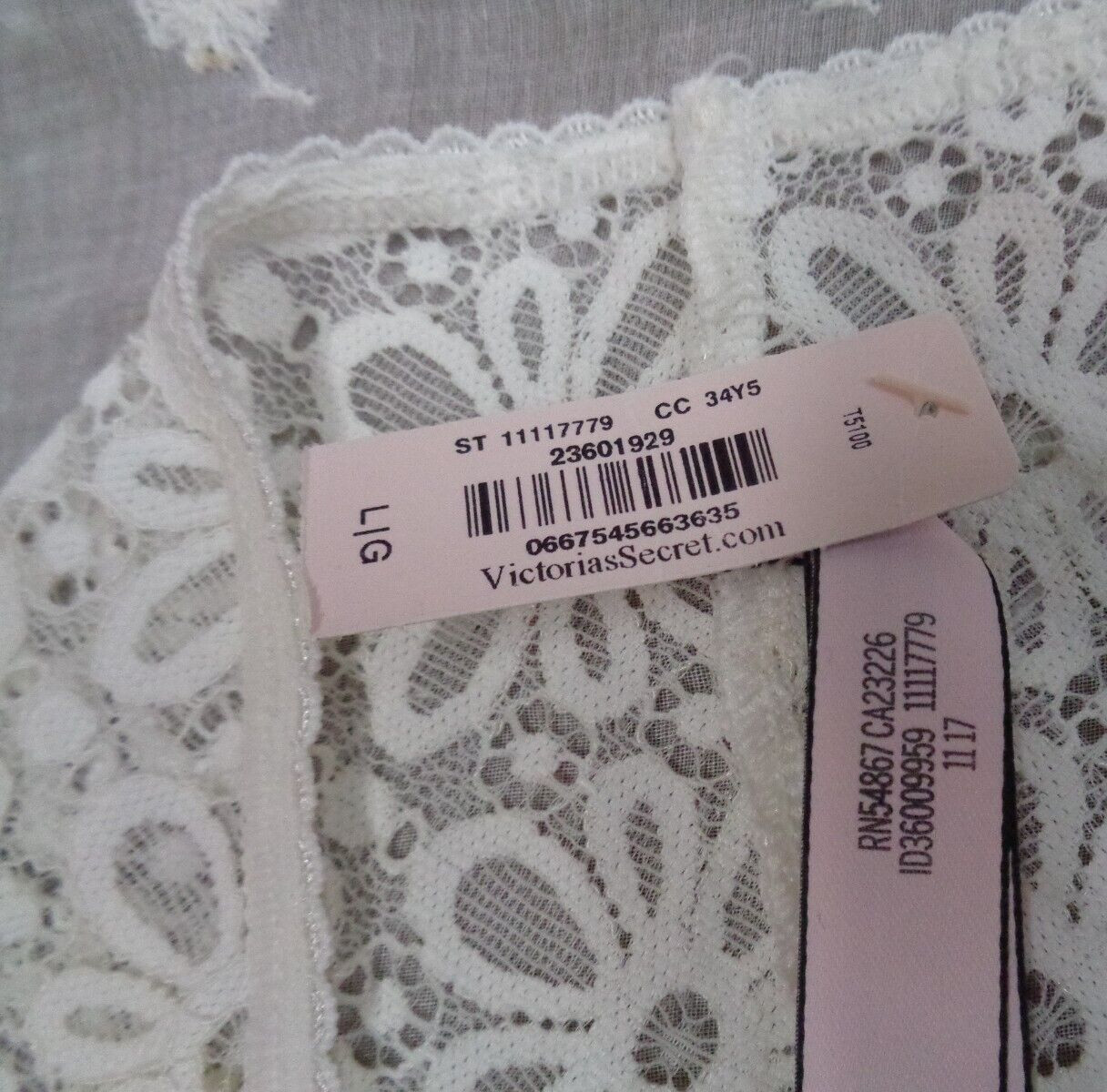Vtg Women’s VICTORIA’S SECRET Panties CHEEKY WHITE LACE 11117779 / L