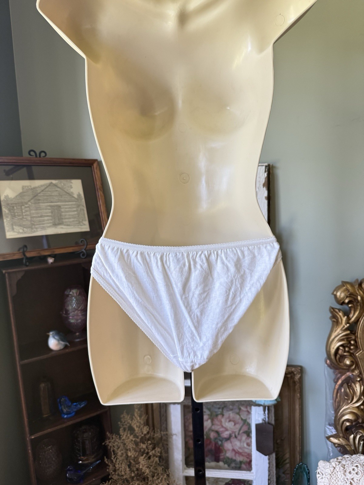 80s/90s ROMANCE IN LACE WHITE COTTON STRING BIKINI SIZE 6 LACE ACCENTS VINTAGE
