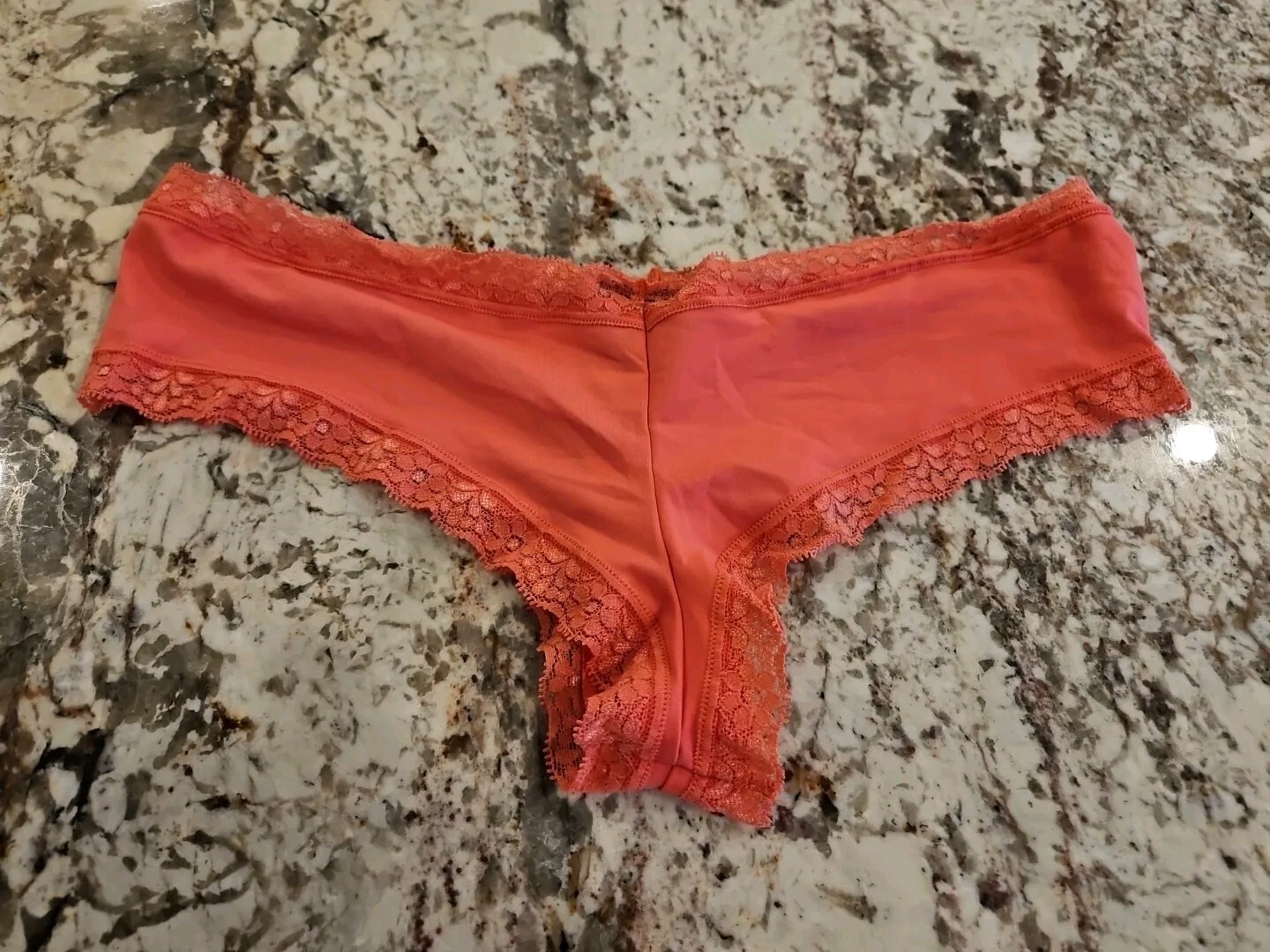True Vintage Victoria Secret Sexy Little Things Smooth Lace Hiphugger Panty