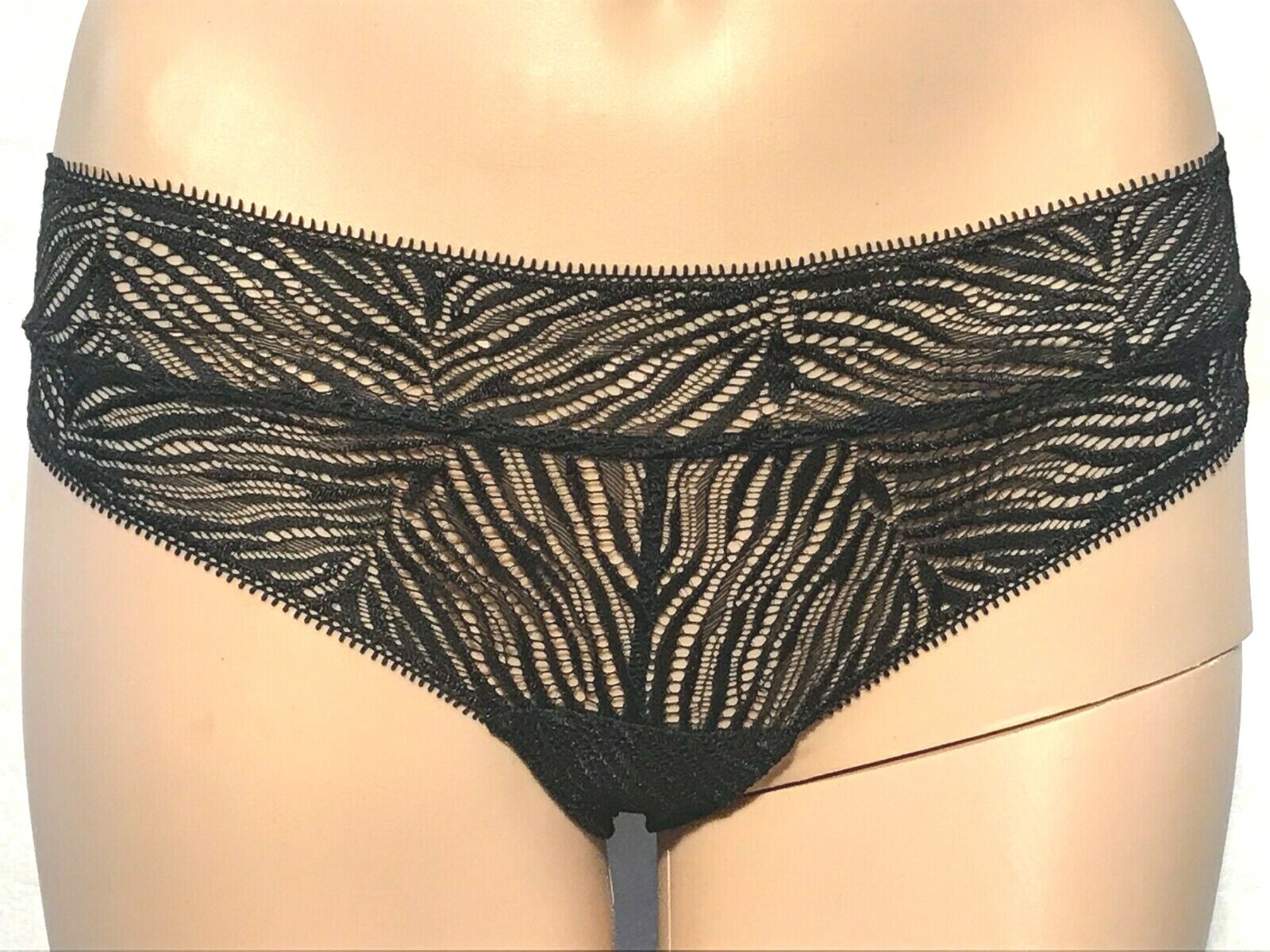 VICTORIA’S SECRET LUXE LINGERIE ZEBRA LACE CUTOUT CHEEKY PANTY XS S M L NWT