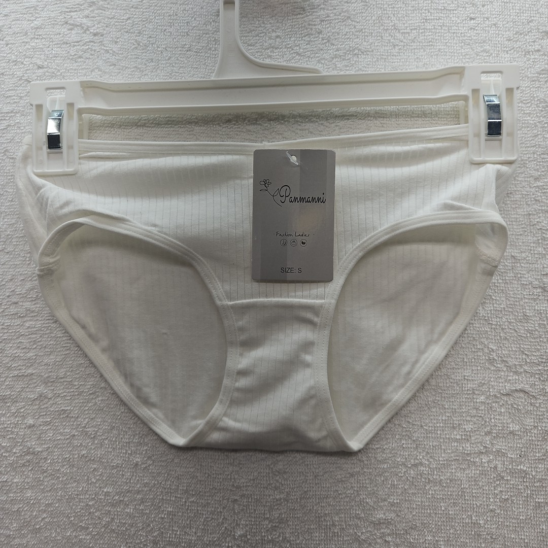 Women Panties Size S Different Types & Colors New Shelf Pulls 5 pack (S2)