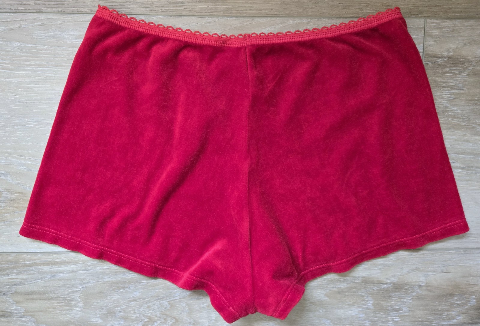 Vintage Victoria’s Secret Country Red Velvet Velour Boy Short Shortie Panties M