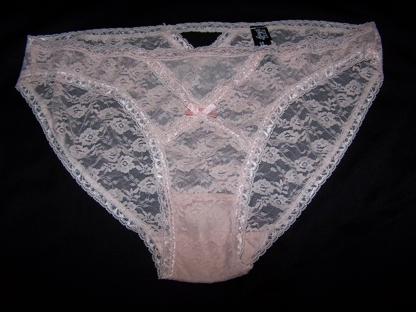 NWOT Smart & Sexy Pale Pink Lace Panties, Keyhole Cutout On Upper Back Size XL/8