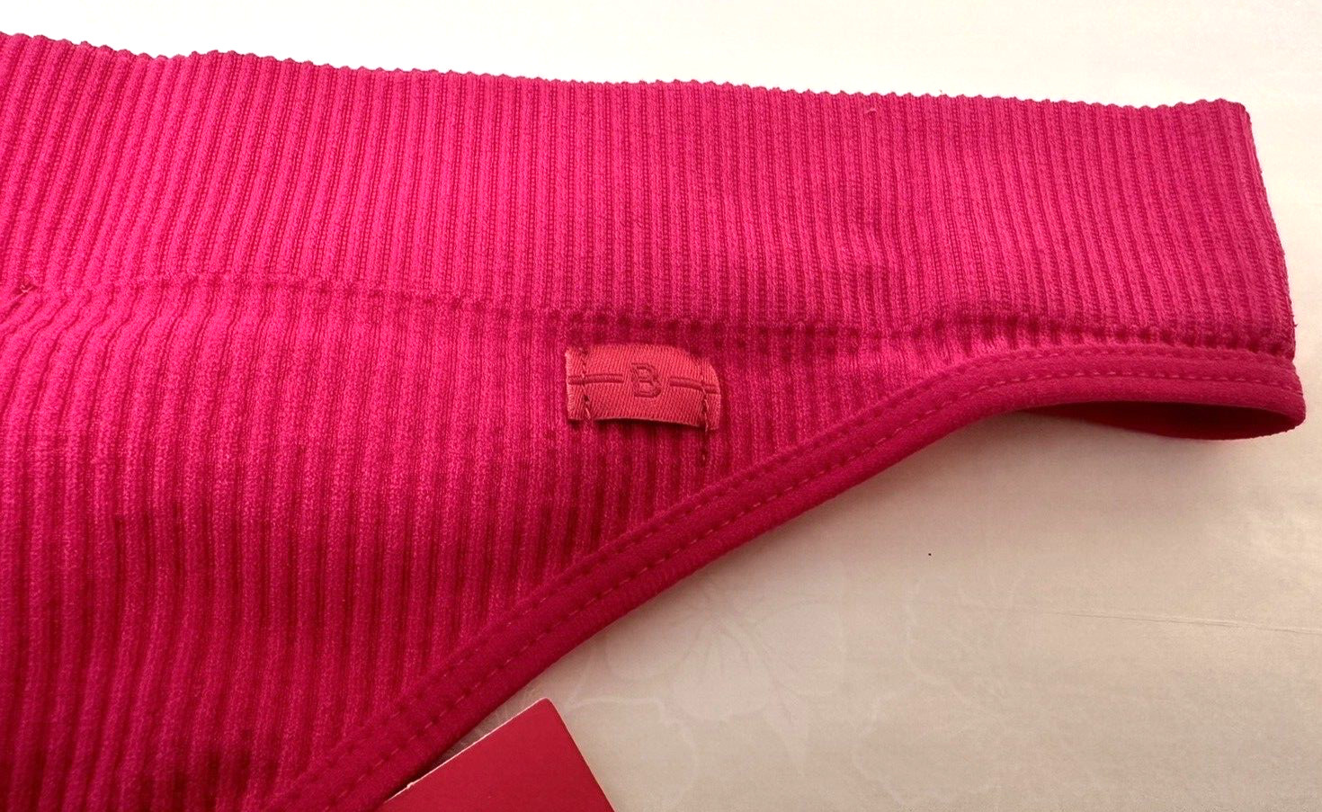NEW! M&S B by Boutique Marks & Spencer UK8-10 fuchsia ribbed thong knickers
