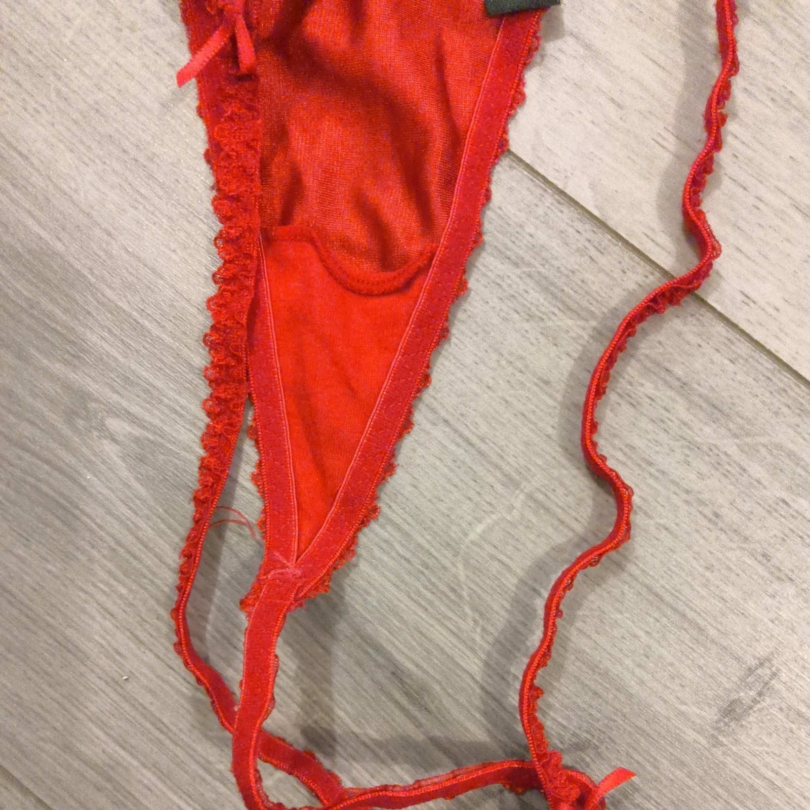 BNWOT Vintage Ann Summers Red Lace Entice G String Thong Size Small