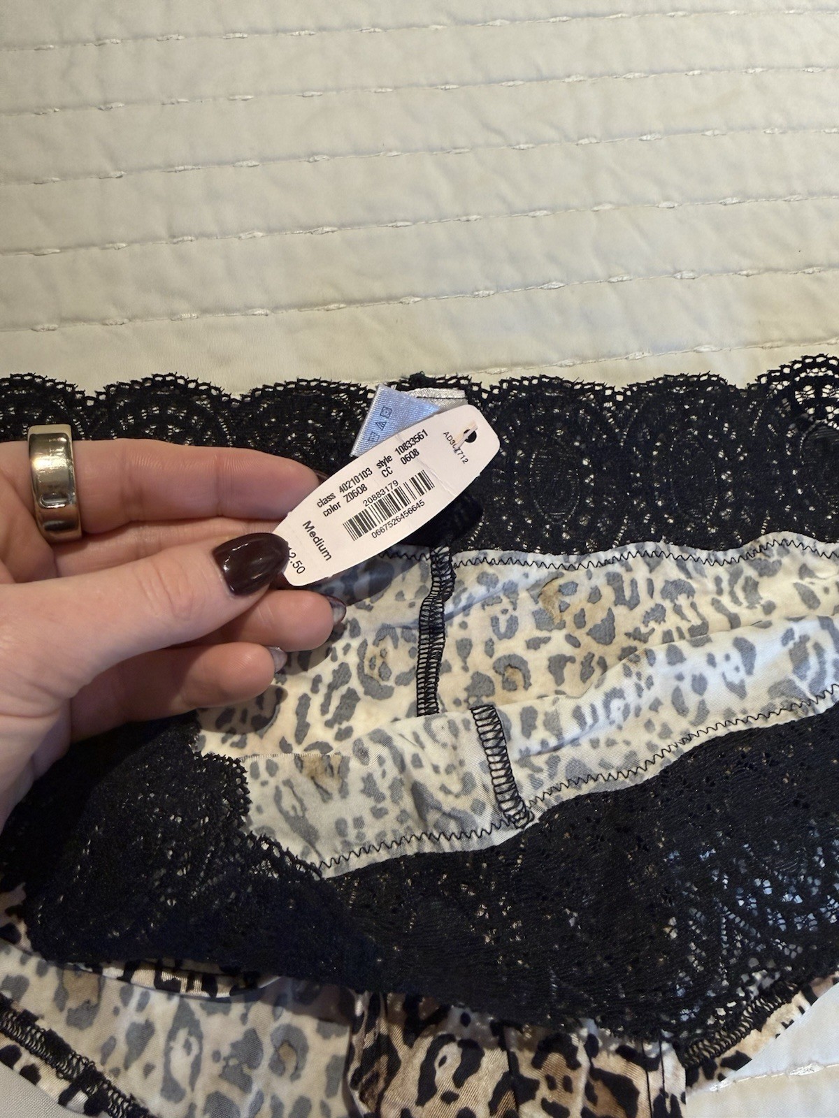 Victoria’s Secret NWT VINTAGE Medium leopard classic satin lace band cheeky